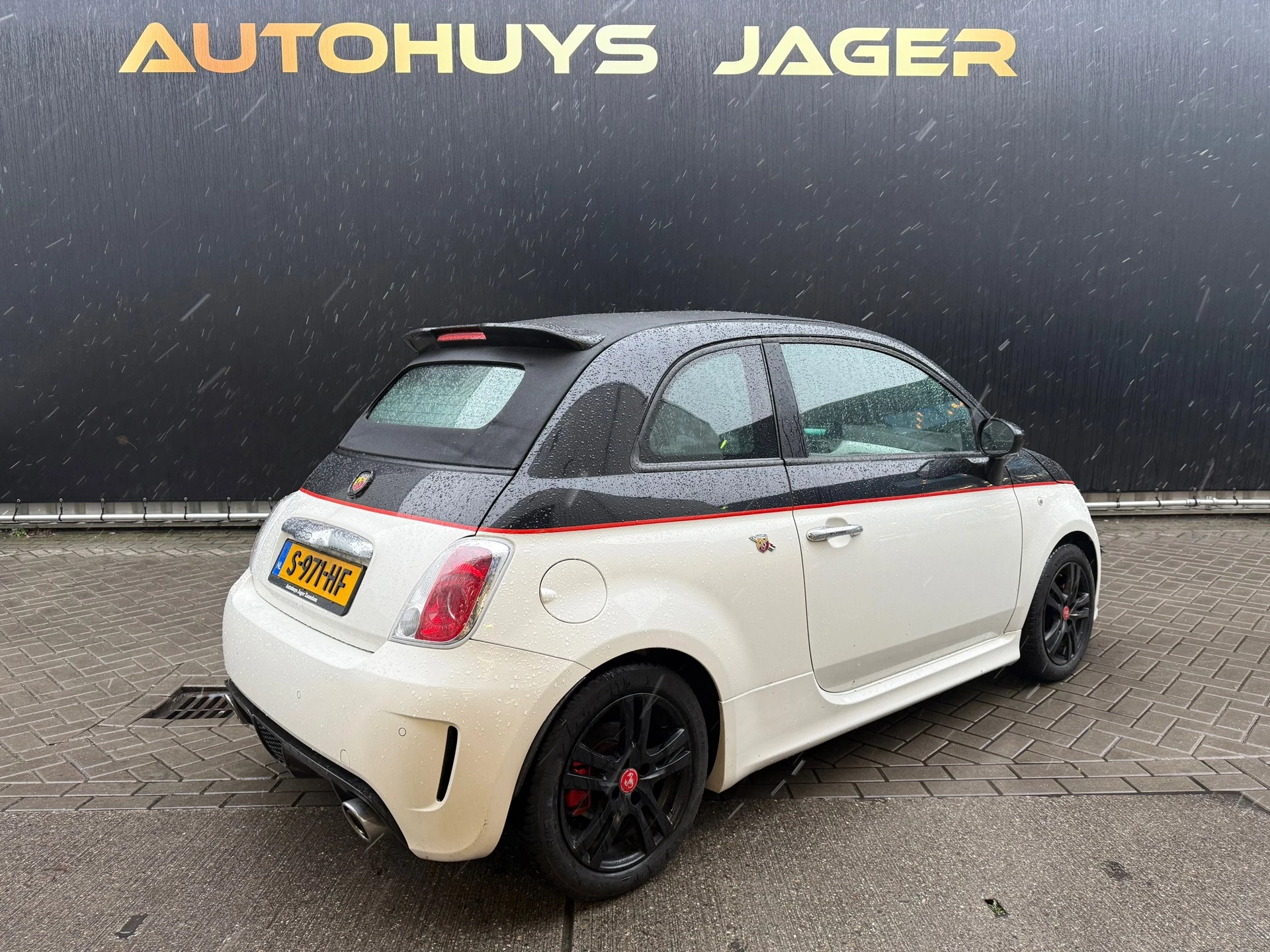 Hoofdafbeelding Fiat 500C