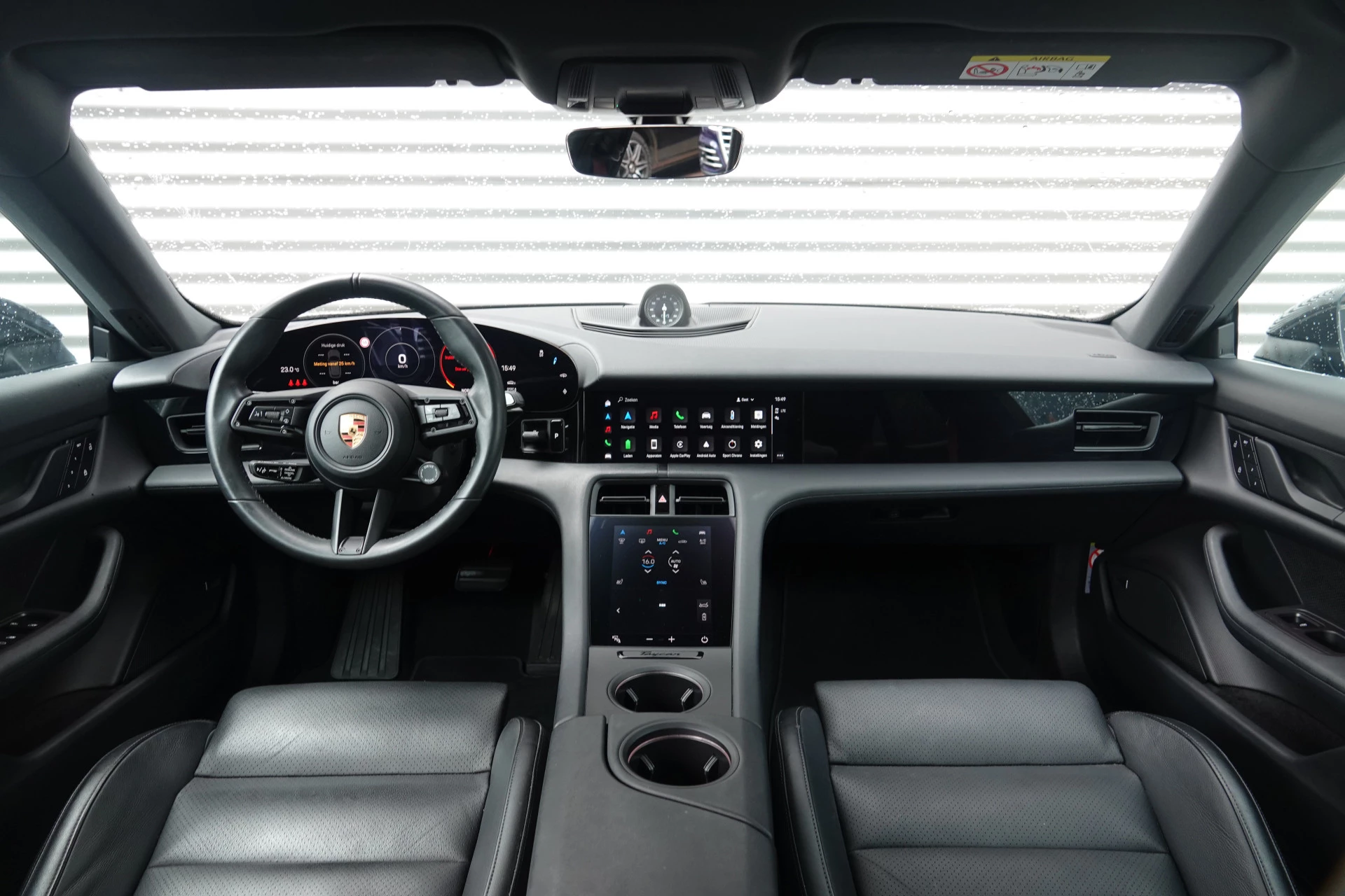 Hoofdafbeelding Porsche Taycan