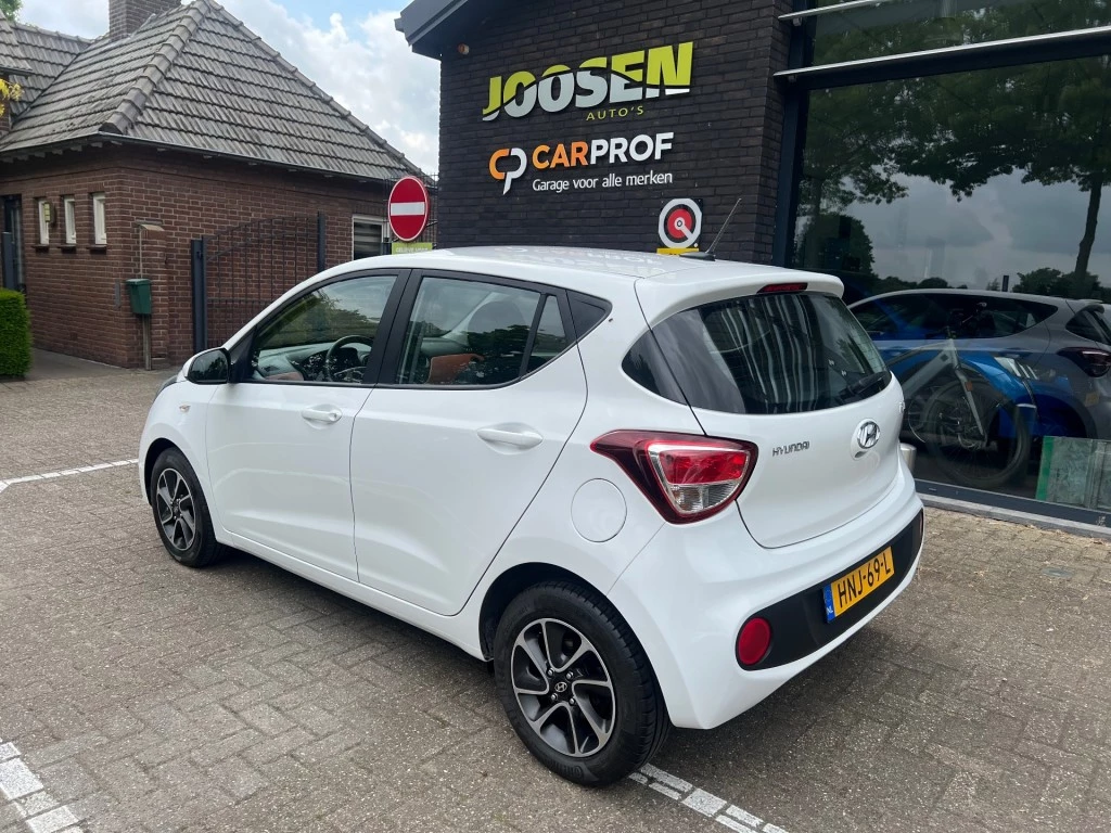 Hoofdafbeelding Hyundai i10