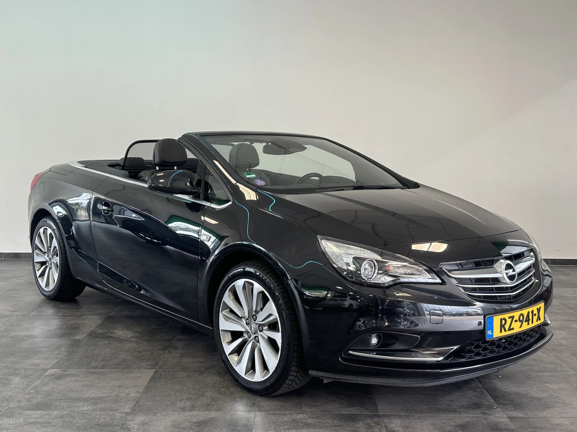 Hoofdafbeelding Opel Cascada