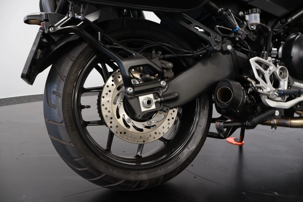 Hoofdafbeelding Yamaha NIKEN