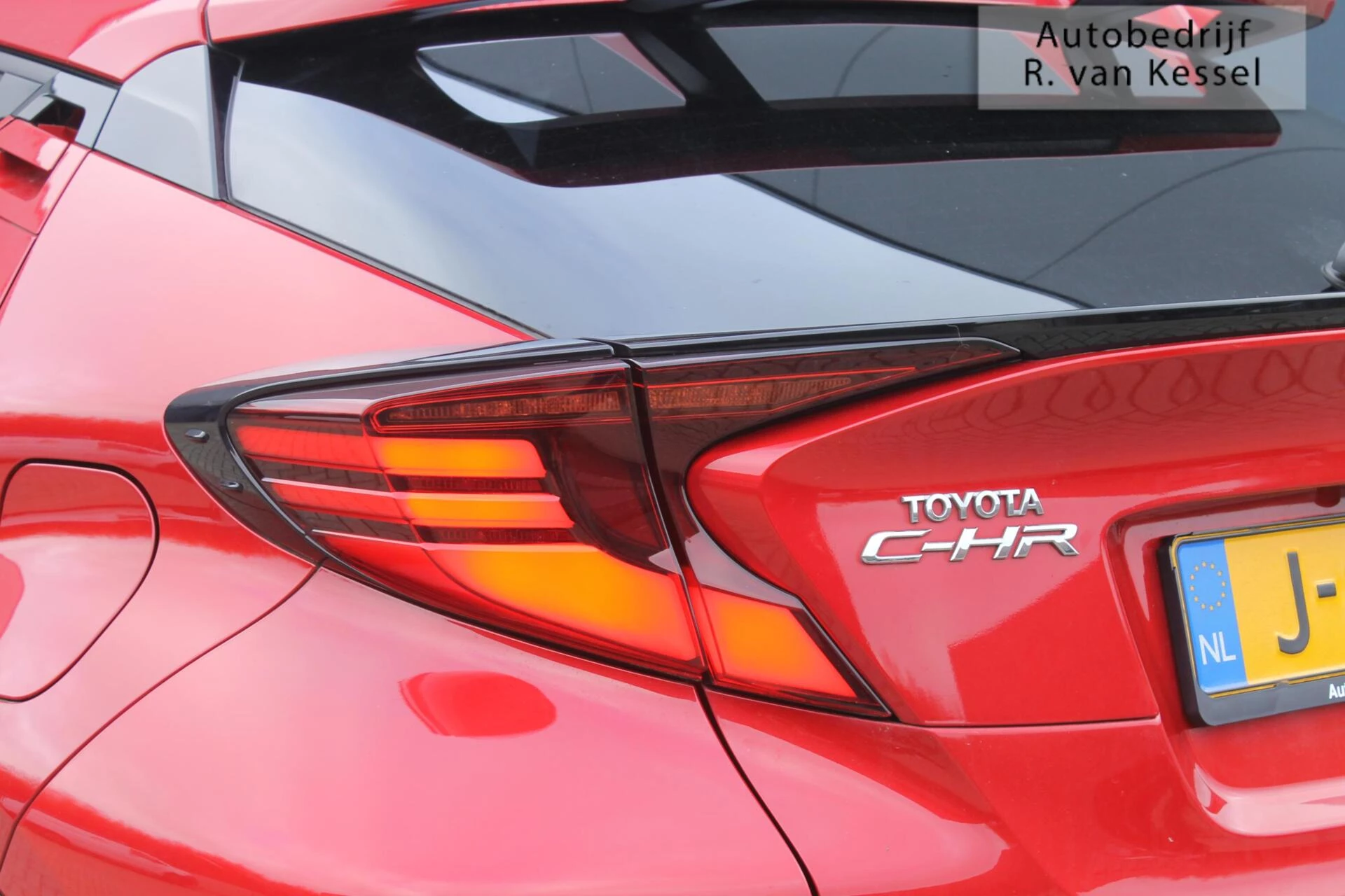 Hoofdafbeelding Toyota C-HR