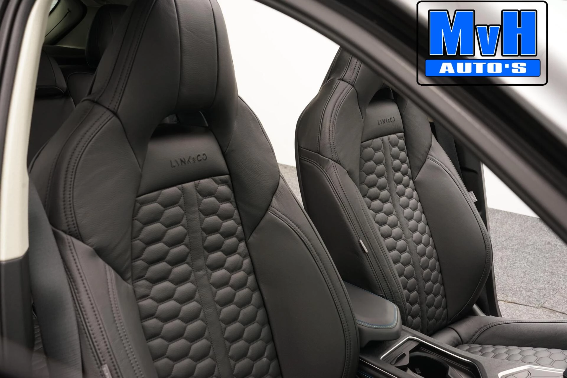 Hoofdafbeelding Lynk & Co 01