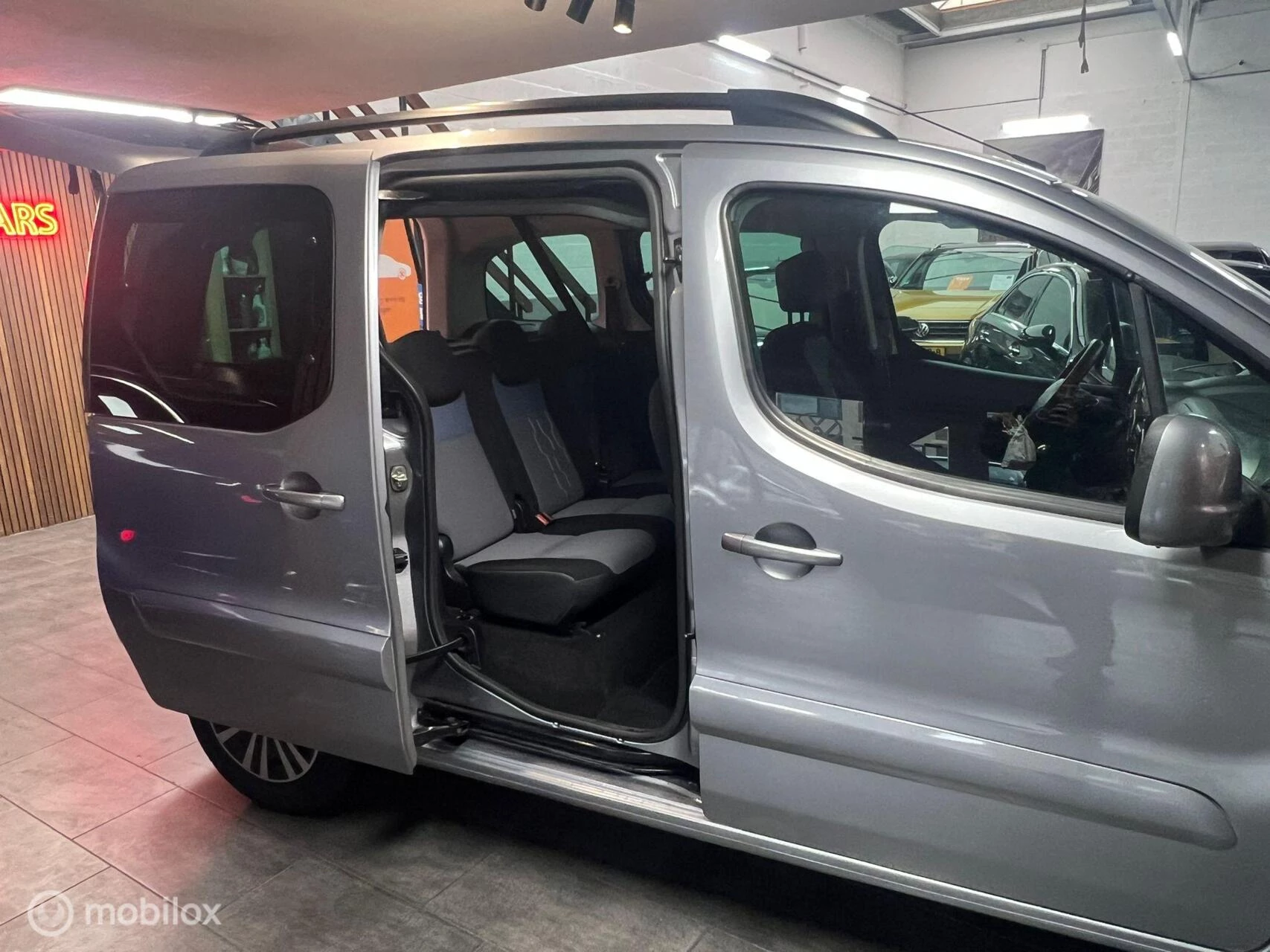 Hoofdafbeelding Peugeot Partner