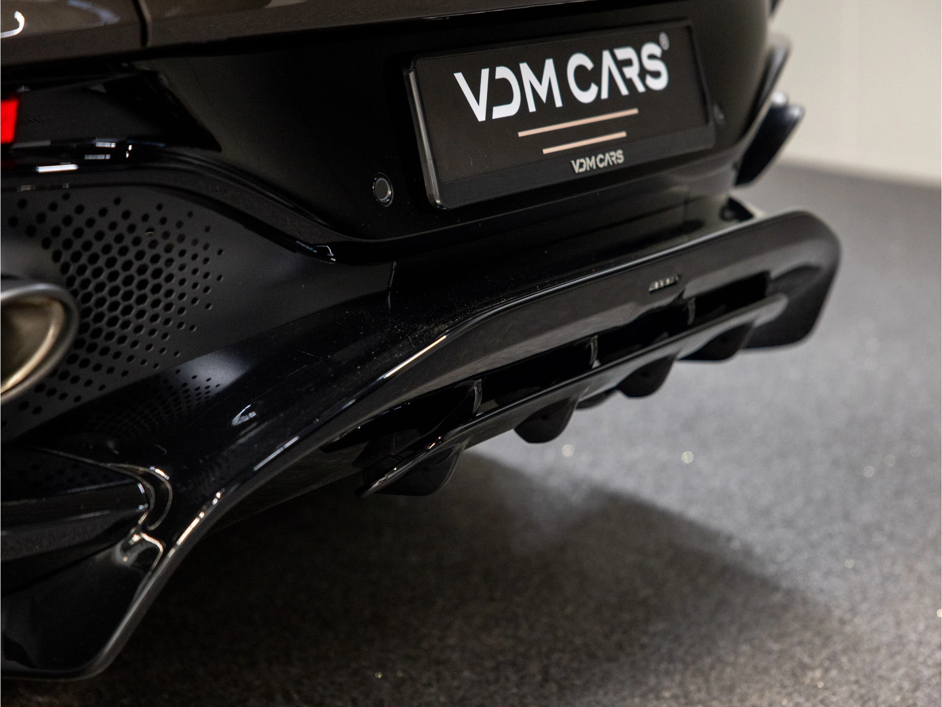Hoofdafbeelding Aston Martin DBX