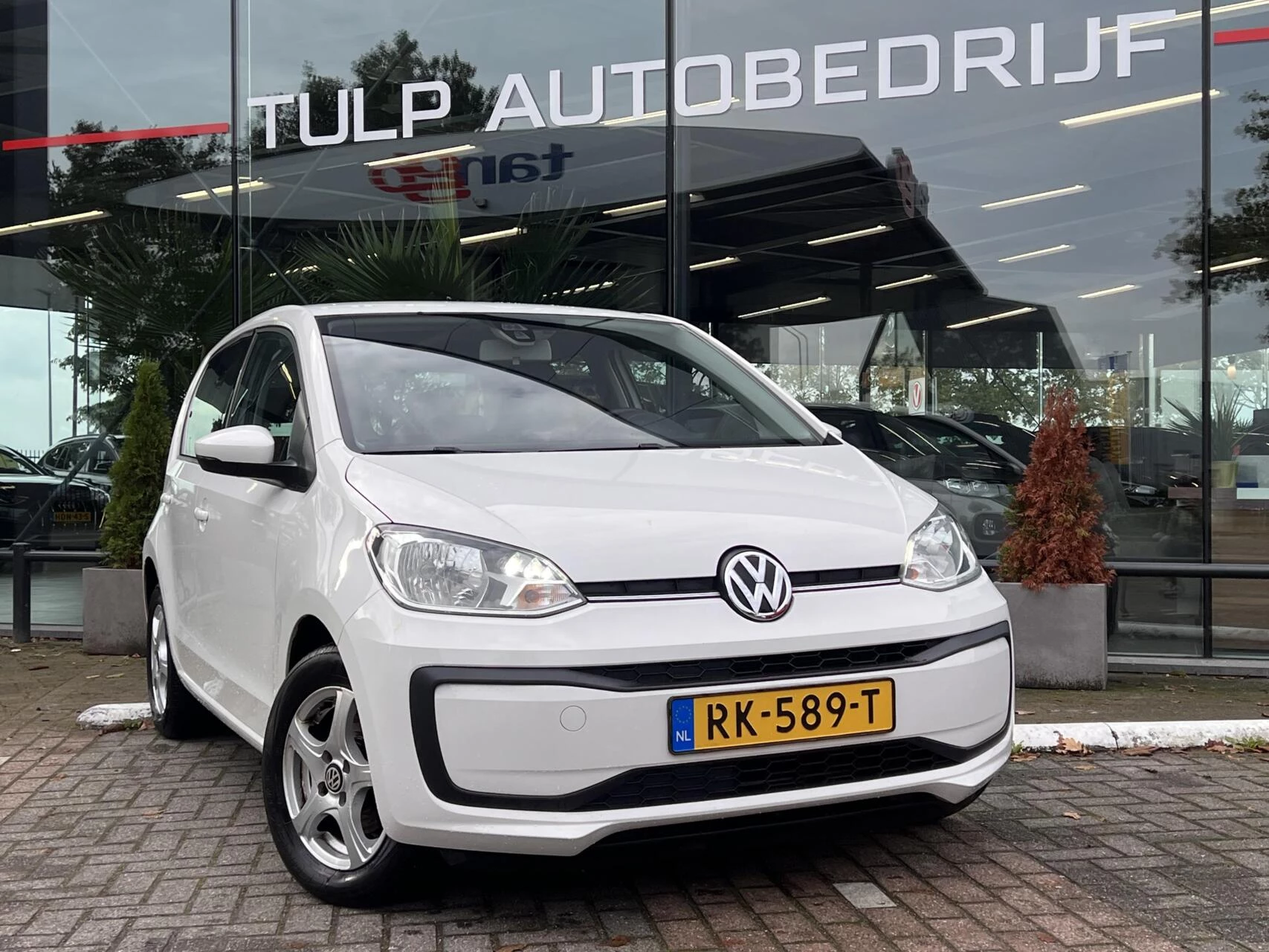 Hoofdafbeelding Volkswagen up!