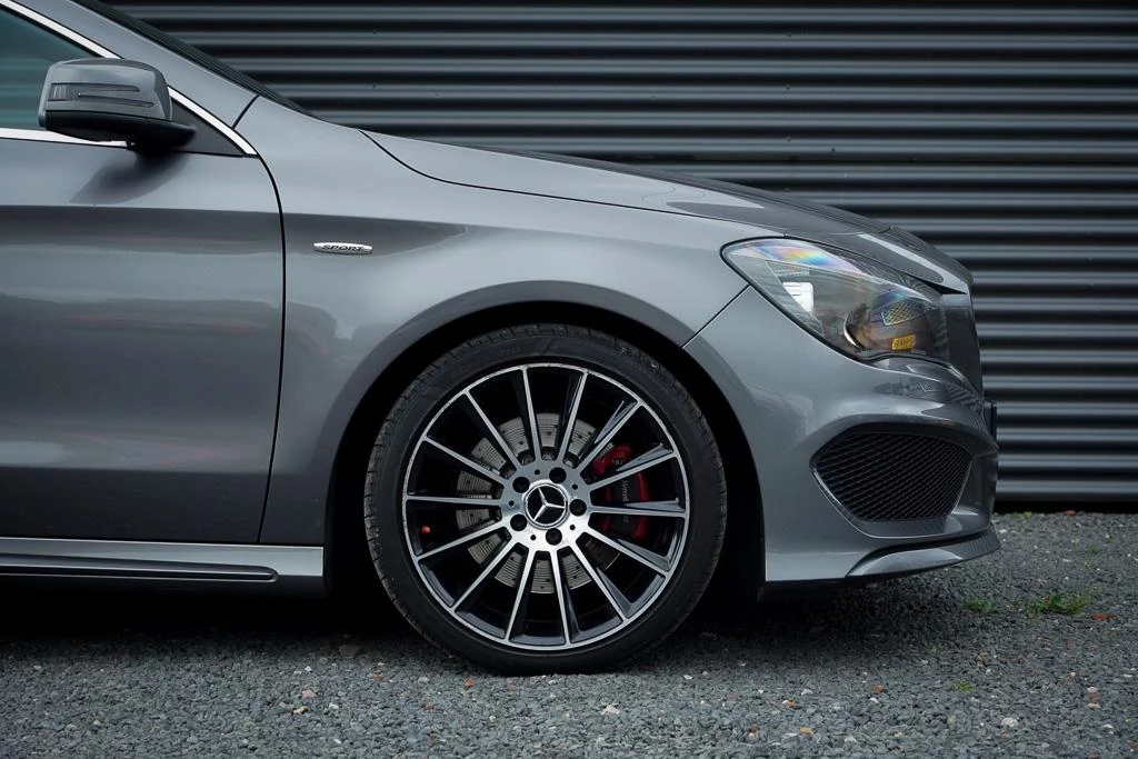 Hoofdafbeelding Mercedes-Benz CLA