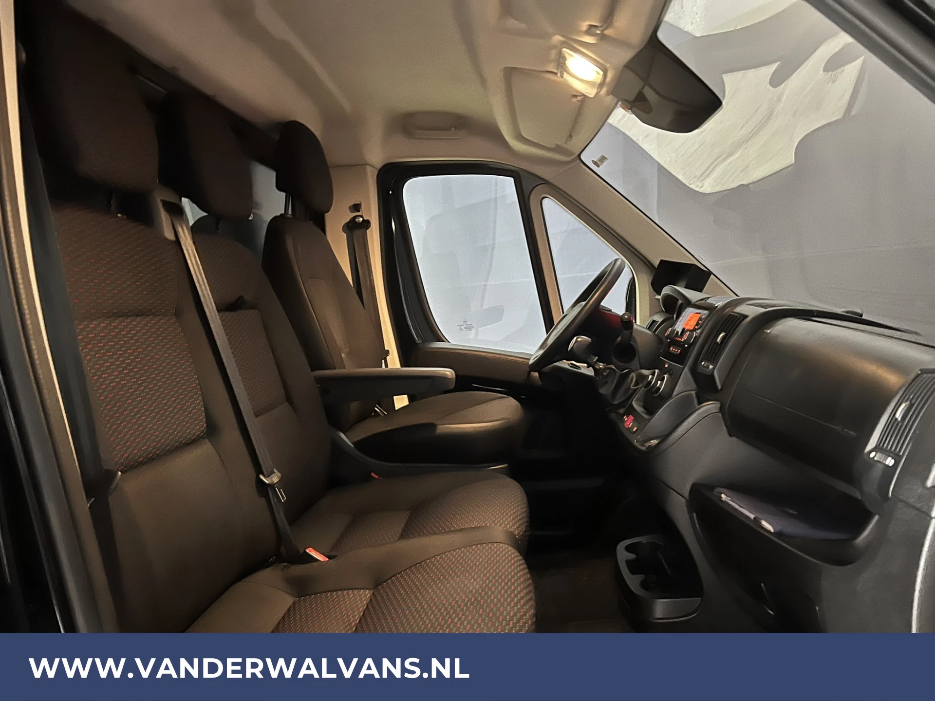 Hoofdafbeelding Peugeot Boxer