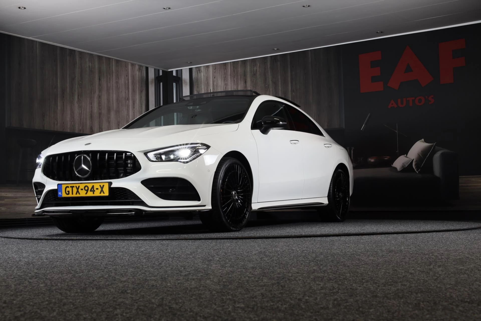 Hoofdafbeelding Mercedes-Benz CLA