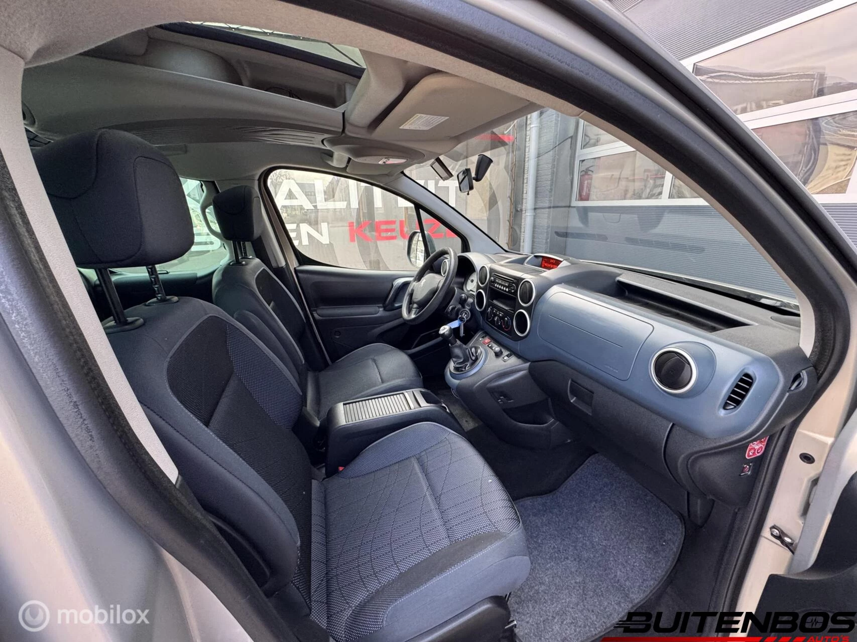 Hoofdafbeelding Peugeot Partner