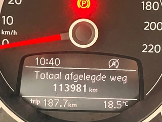 Volkswagen up! 1.0 BMT move up!
