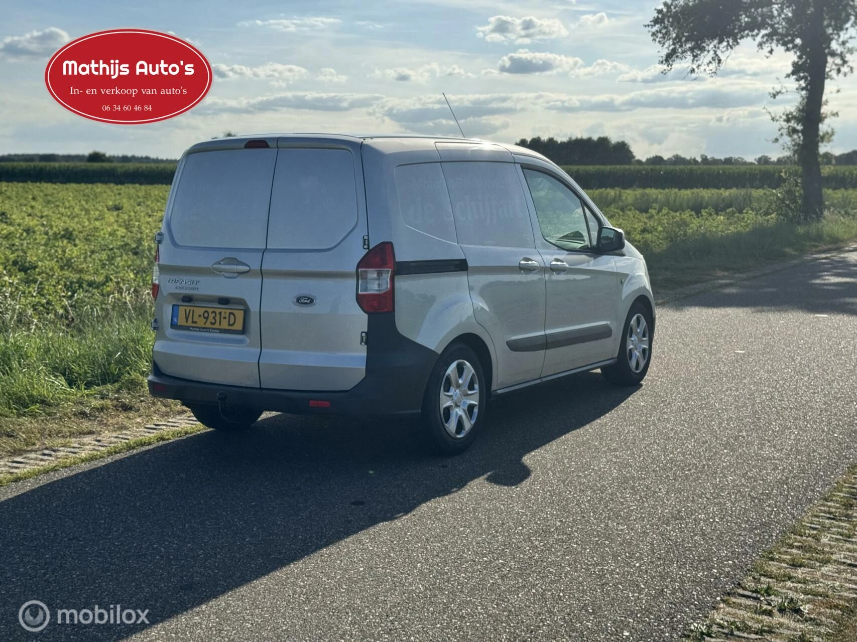 Hoofdafbeelding Ford Transit Courier