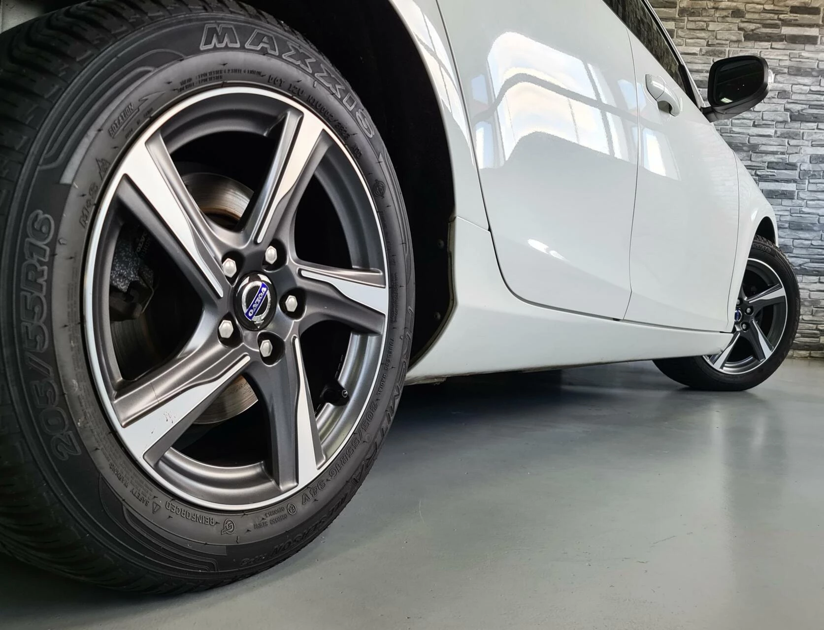 Hoofdafbeelding Volvo V40