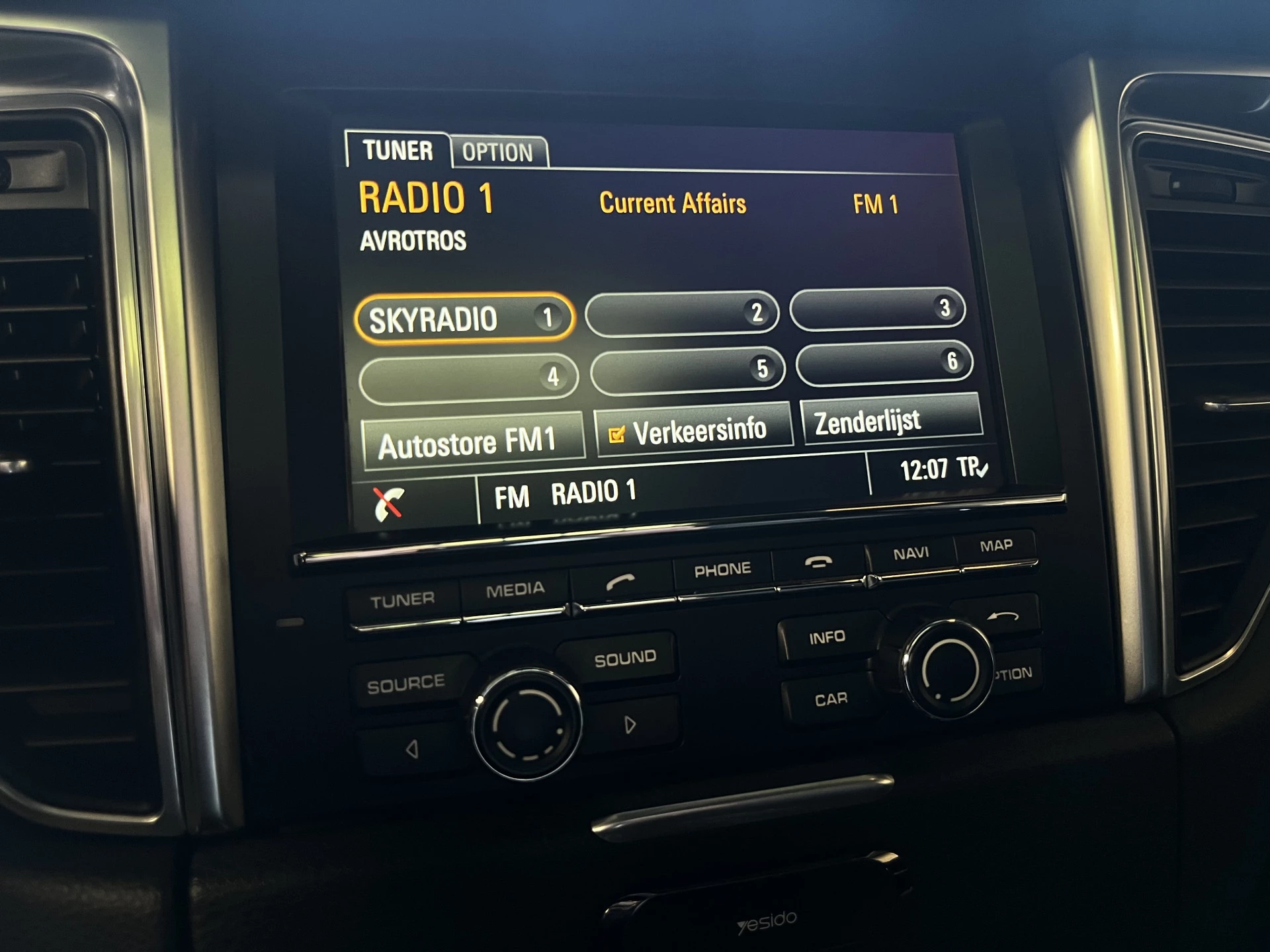 Hoofdafbeelding Porsche Macan