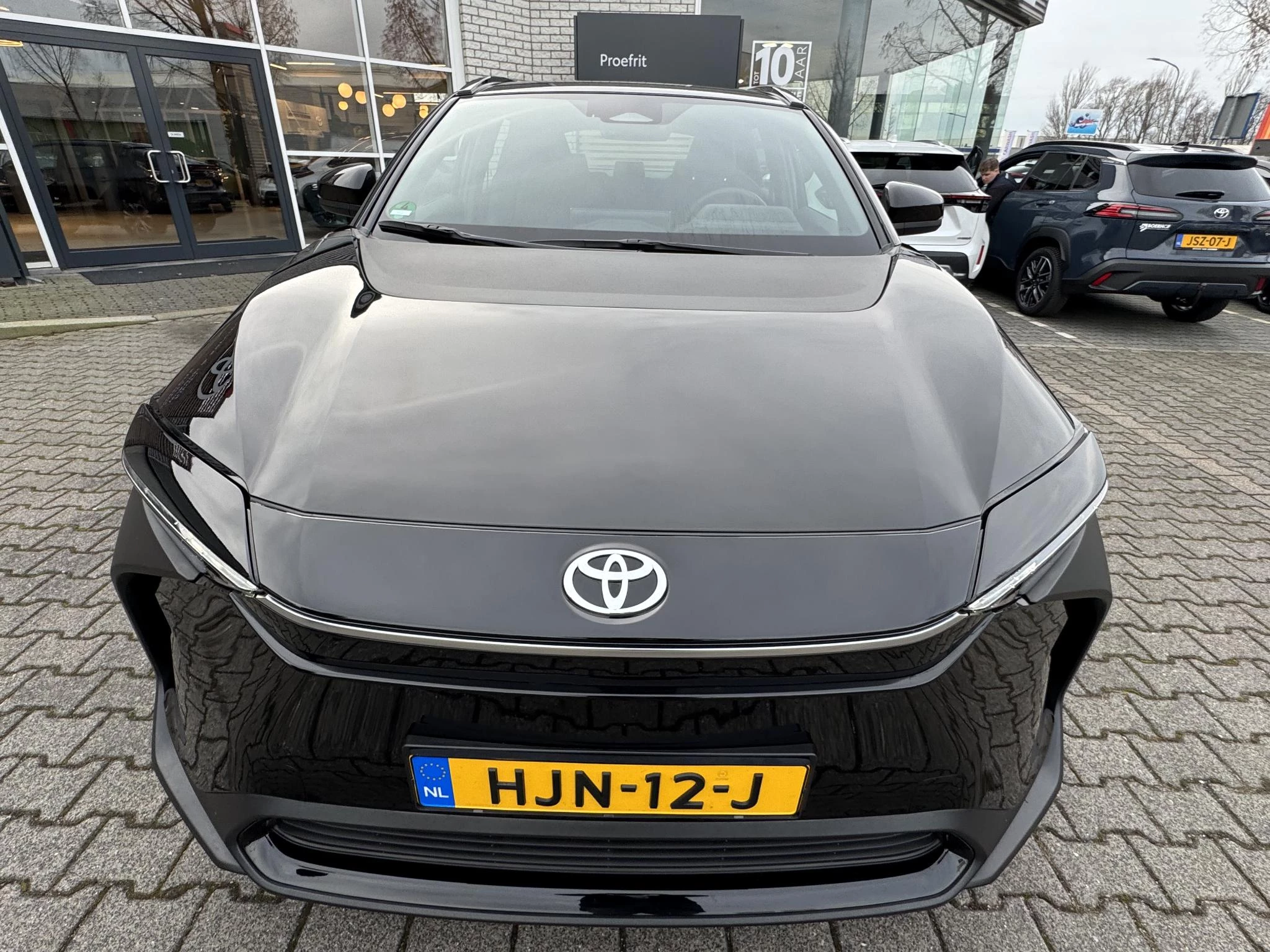Hoofdafbeelding Toyota bZ4X