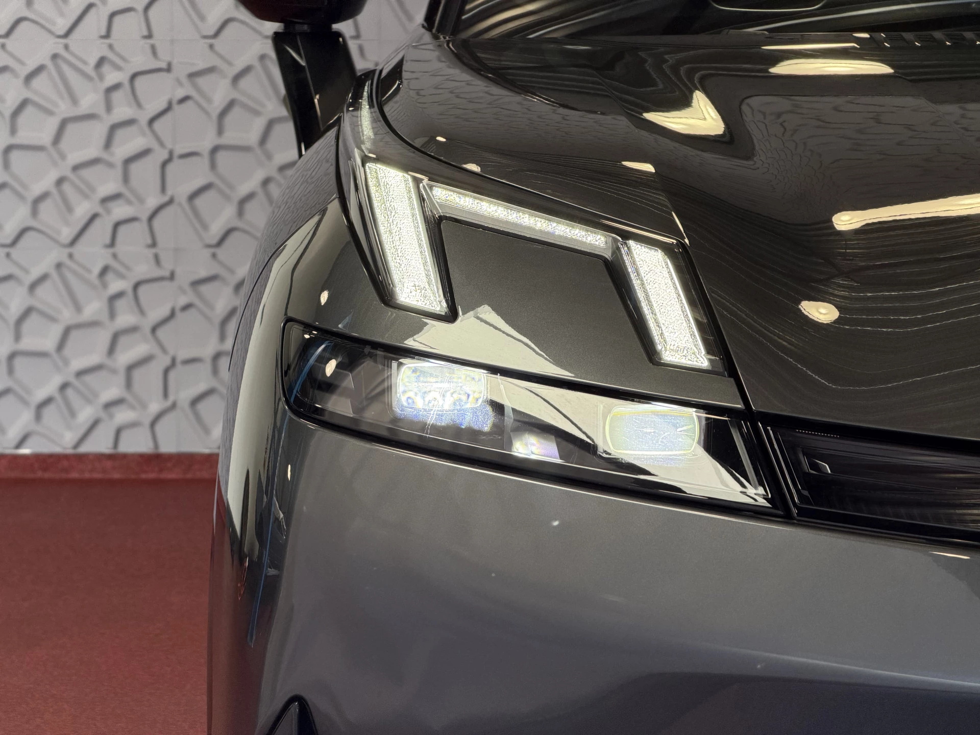 Hoofdafbeelding Lynk & Co 08