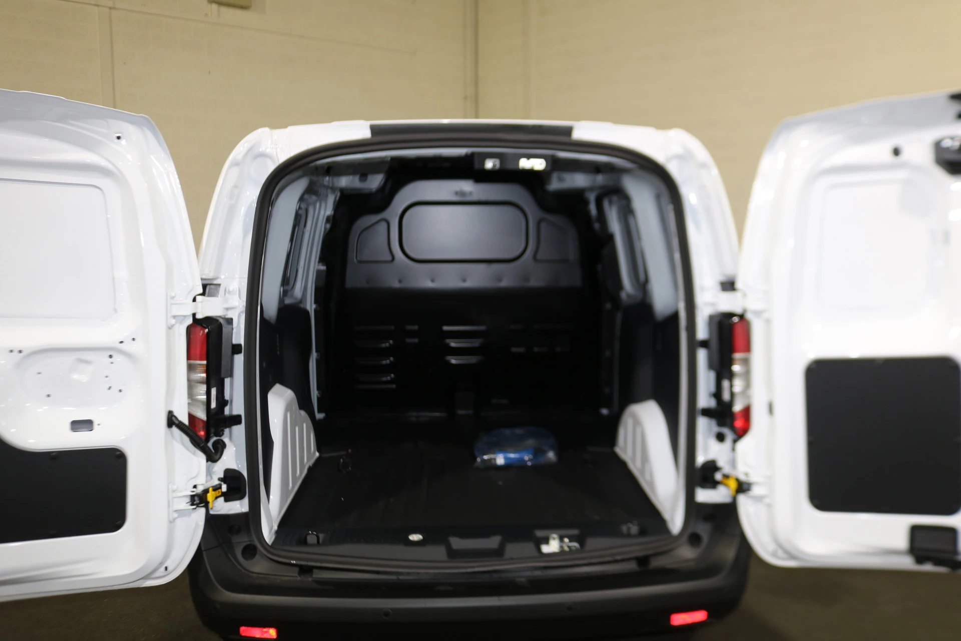 Hoofdafbeelding Ford E-Transit Courier