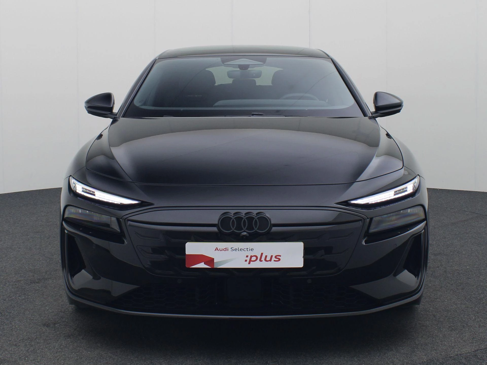 Hoofdafbeelding Audi A6 Avant e-tron