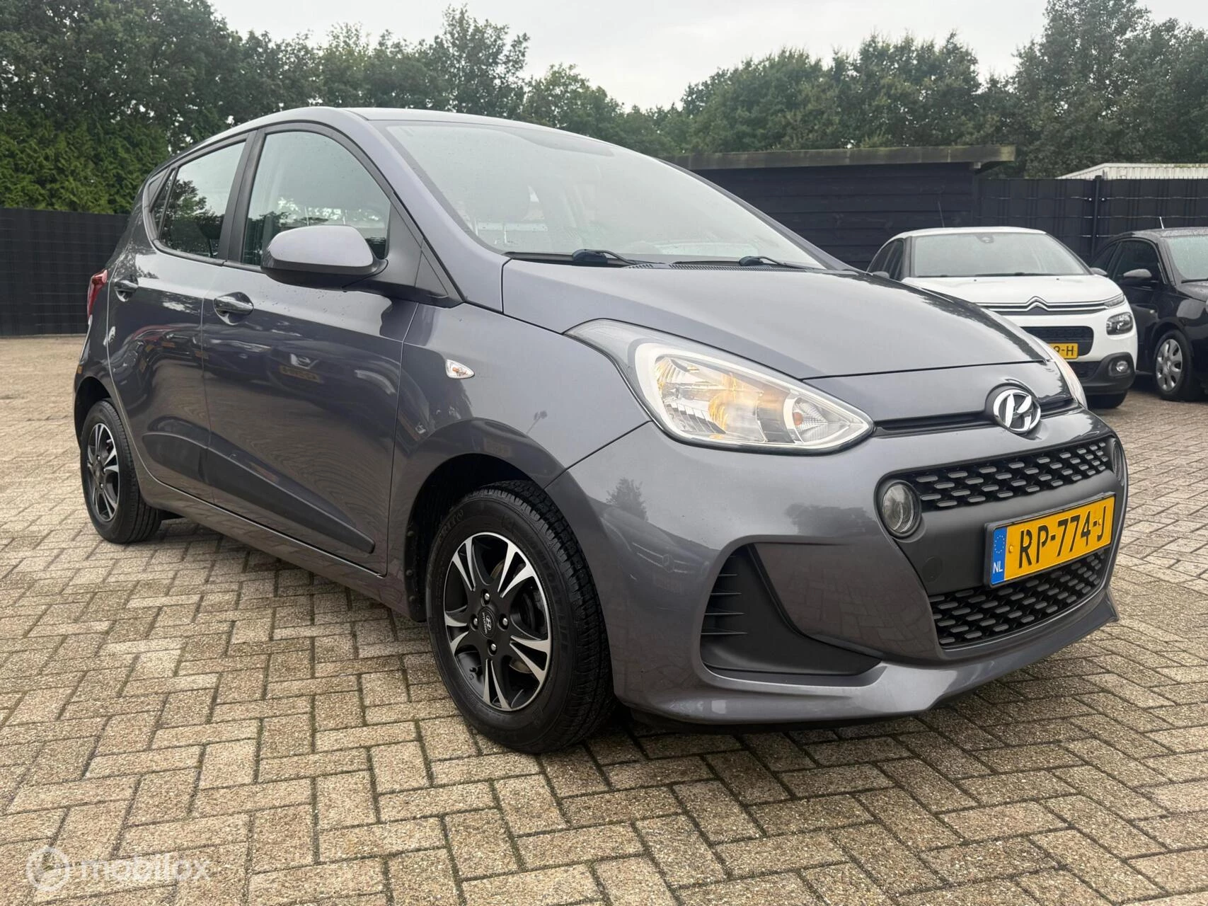 Hoofdafbeelding Hyundai i10