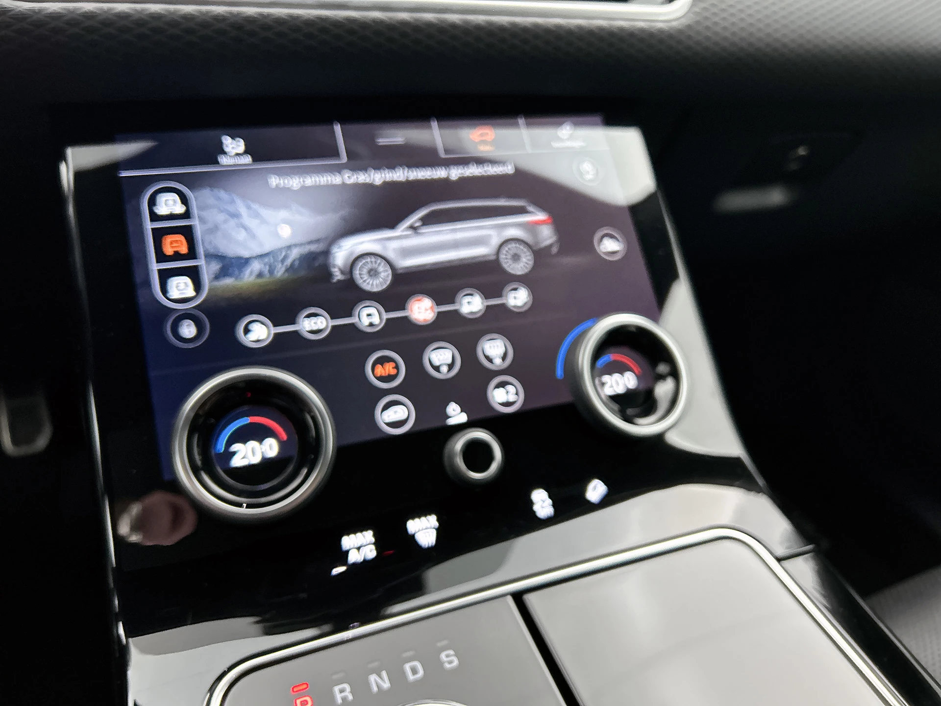 Hoofdafbeelding Land Rover Range Rover Velar