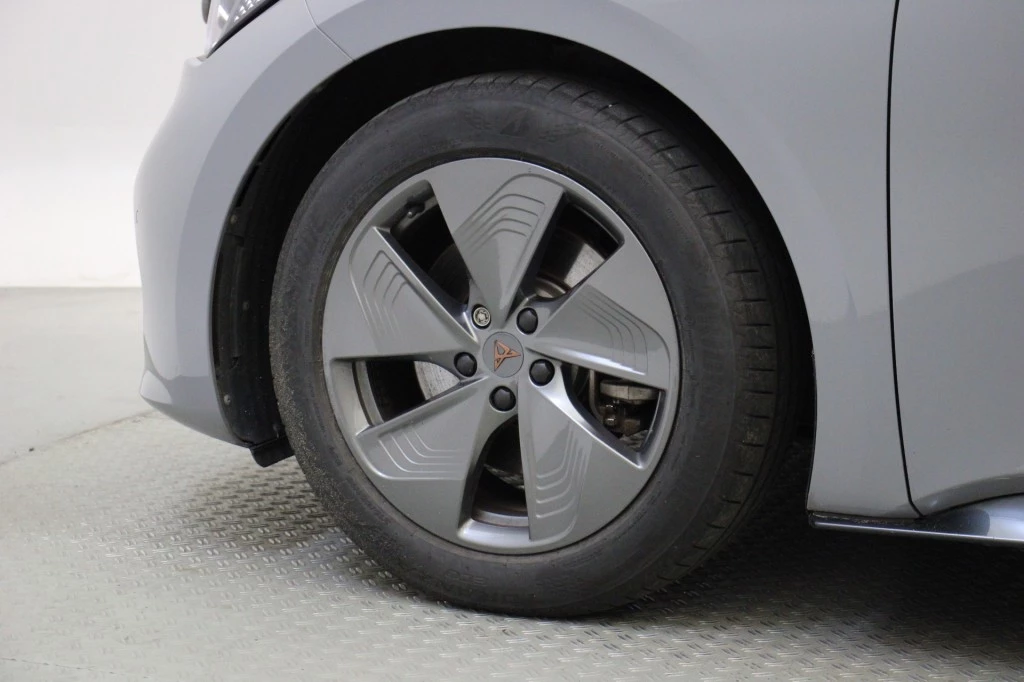 Hoofdafbeelding CUPRA Born