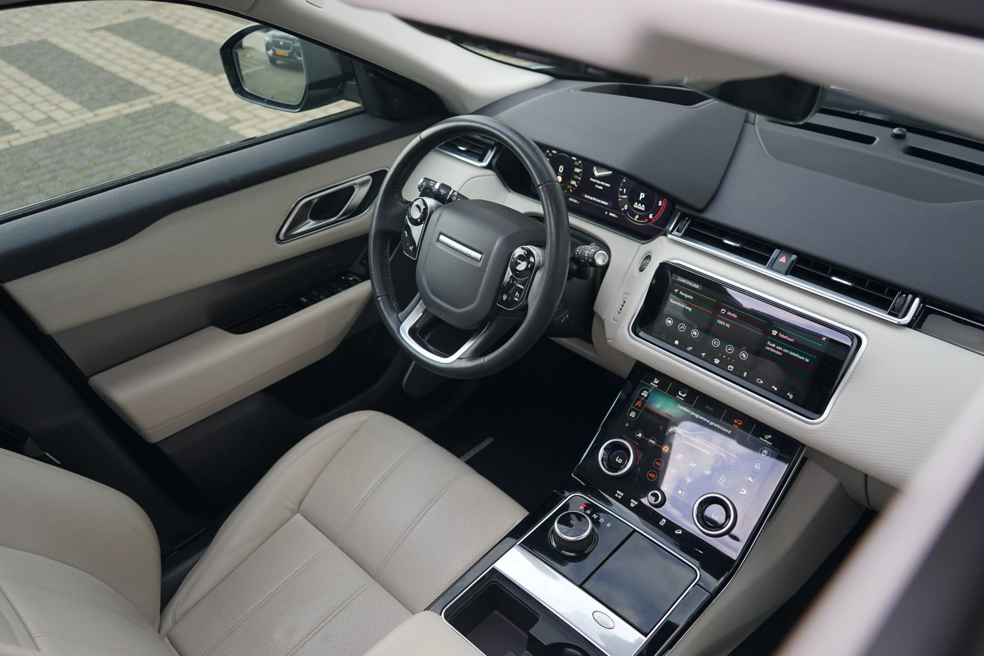 Hoofdafbeelding Land Rover Range Rover Velar