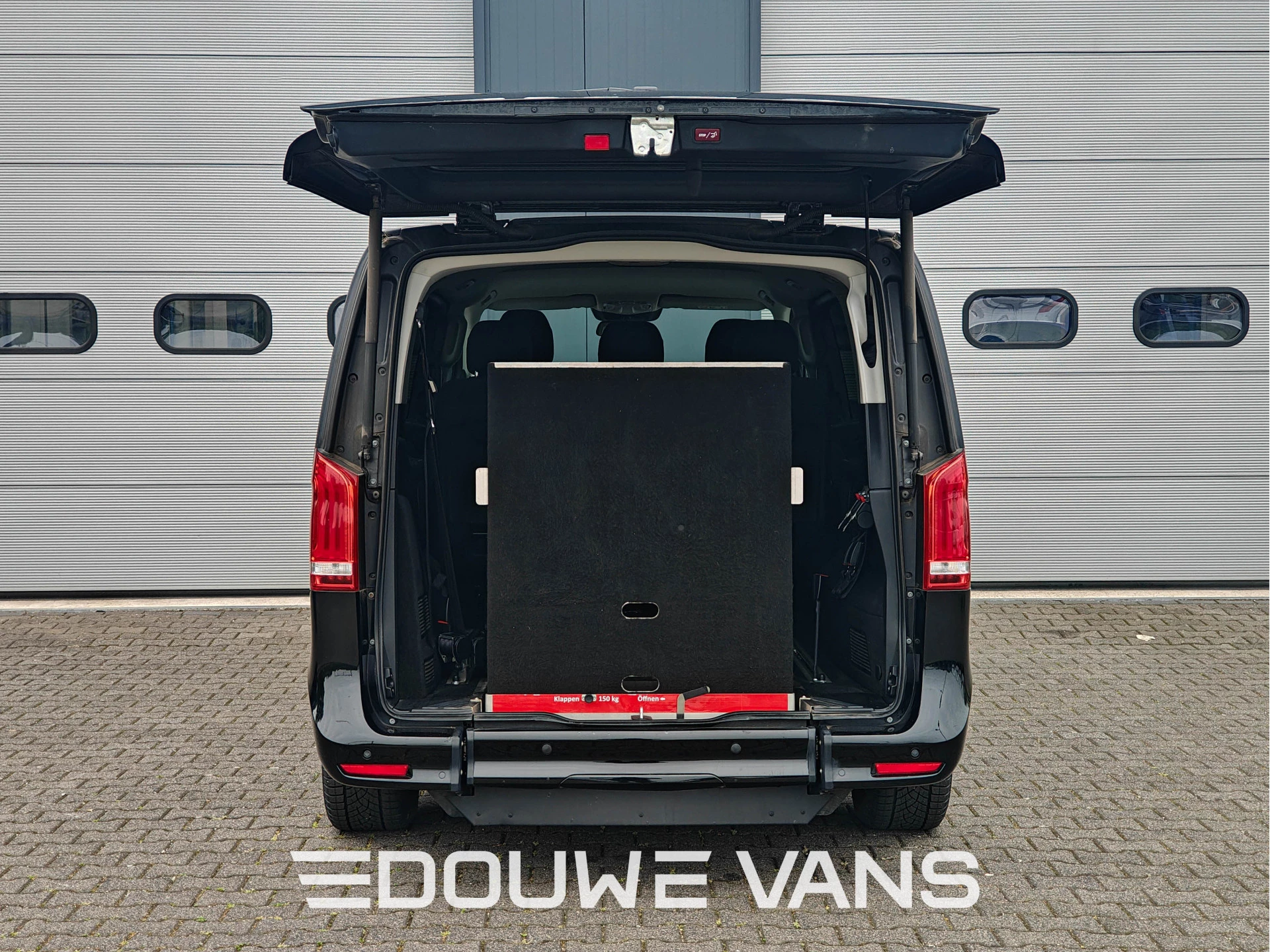 Hoofdafbeelding Mercedes-Benz EQV