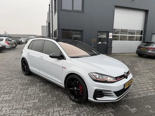 Volkswagen Golf 2.0 TSI GTI Performance / DSG / Pano / ACC