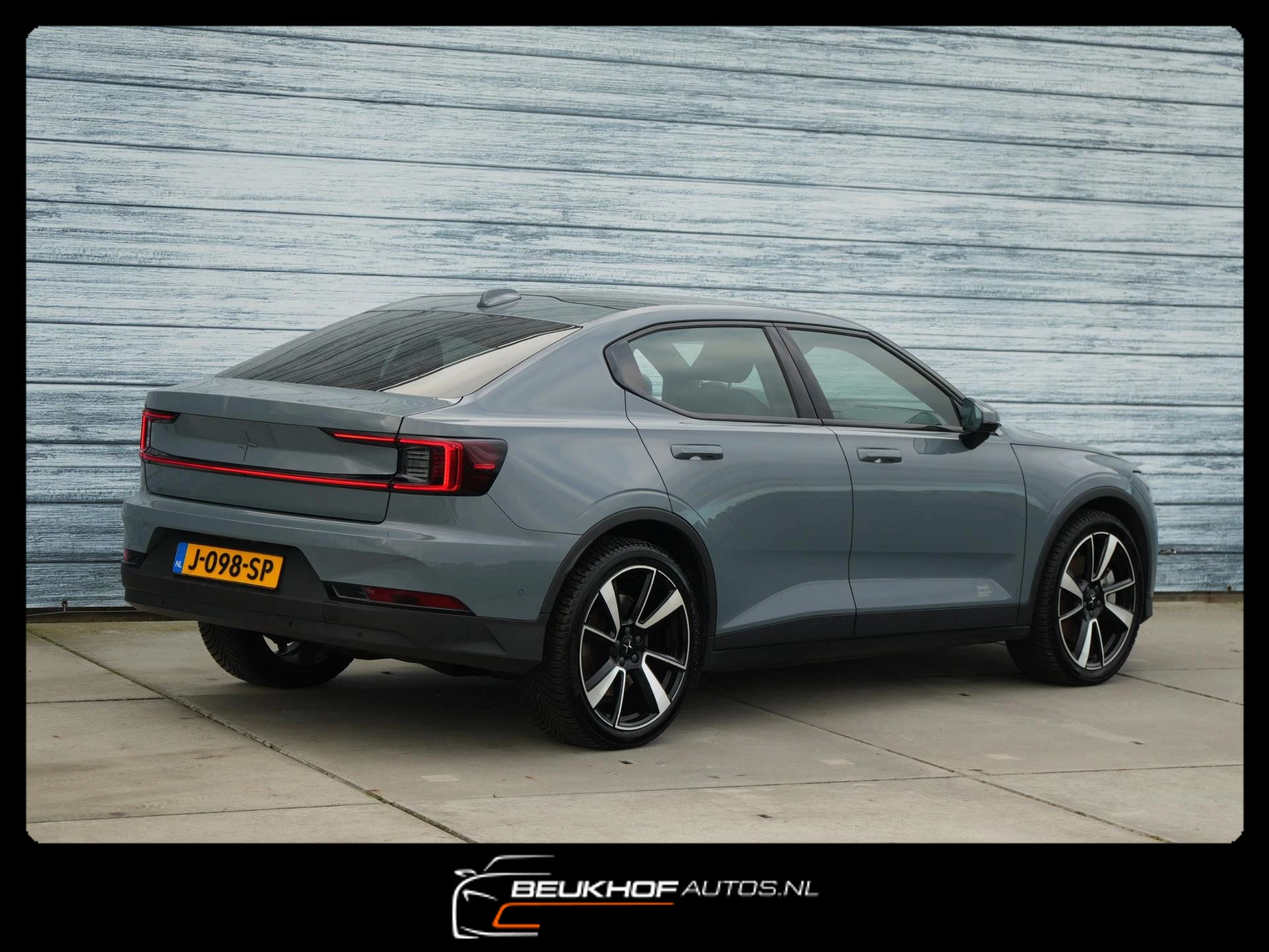 Hoofdafbeelding Polestar 2