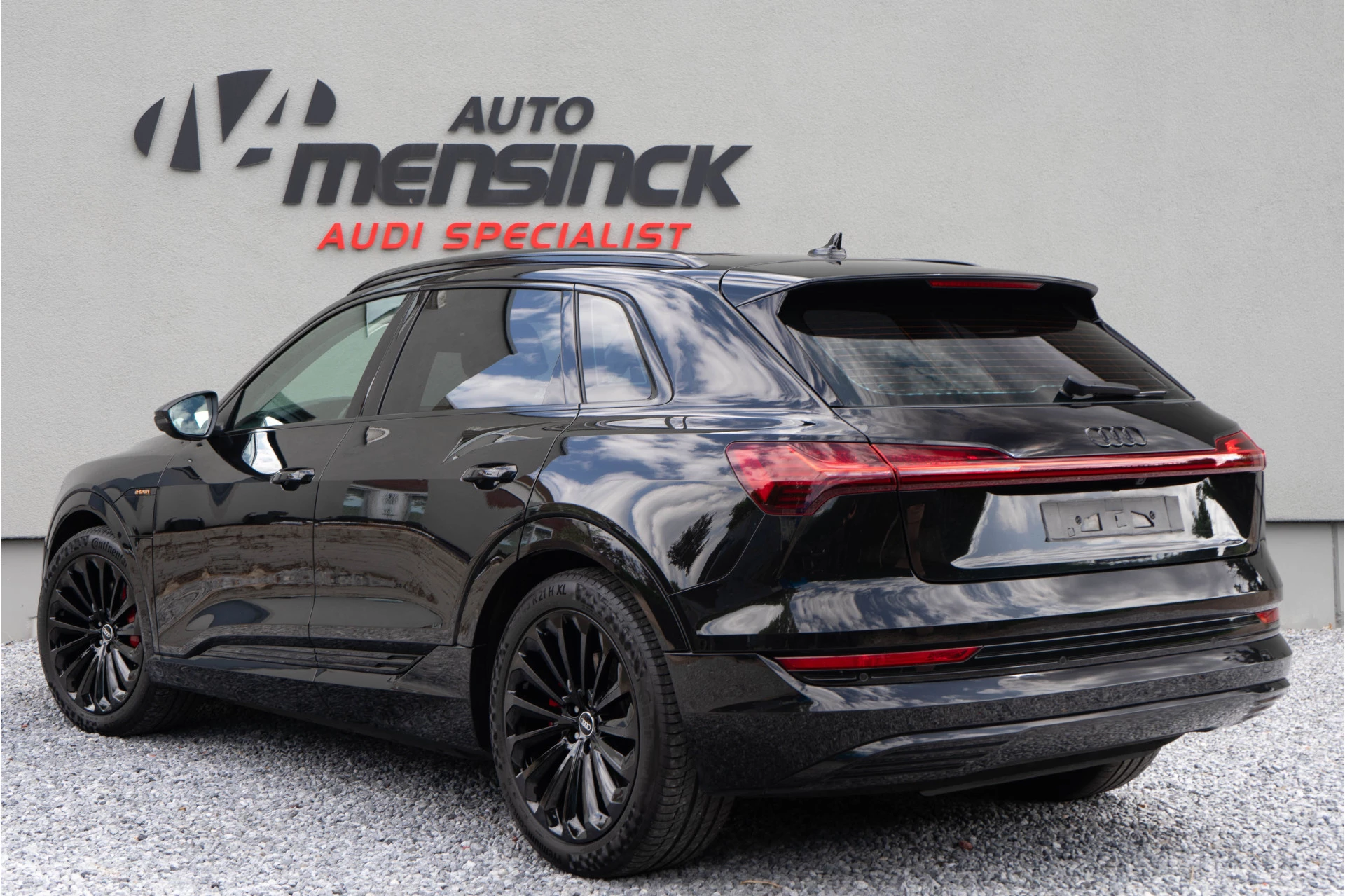 Hoofdafbeelding Audi e-tron