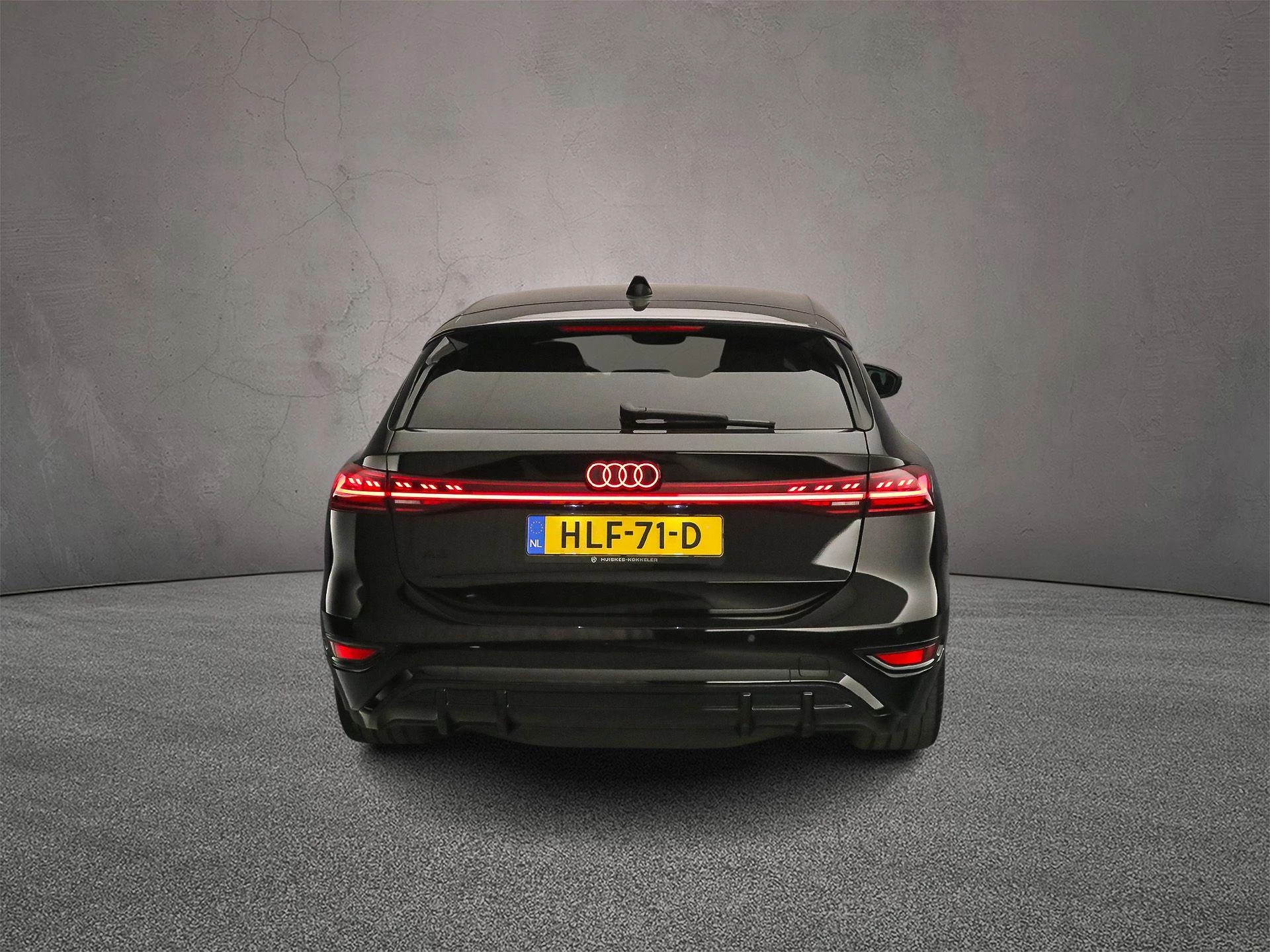 Hoofdafbeelding Audi A6 Avant e-tron