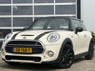 MINI Cooper S Mini 2.0 Chili Serious Business 192pk | Achteruitrijcamera | Bluetooth | Cruise control | Elektrisch schuif-/kanteldak | LED koplampen | Lederen bekleding | Navigatiesysteem | Voorstoelen verwarmd | Dealer onderhouden!