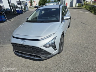 Hoofdafbeelding Hyundai Bayon Hyundai Bayon  2022, Benzine / Hybrid 53000 km