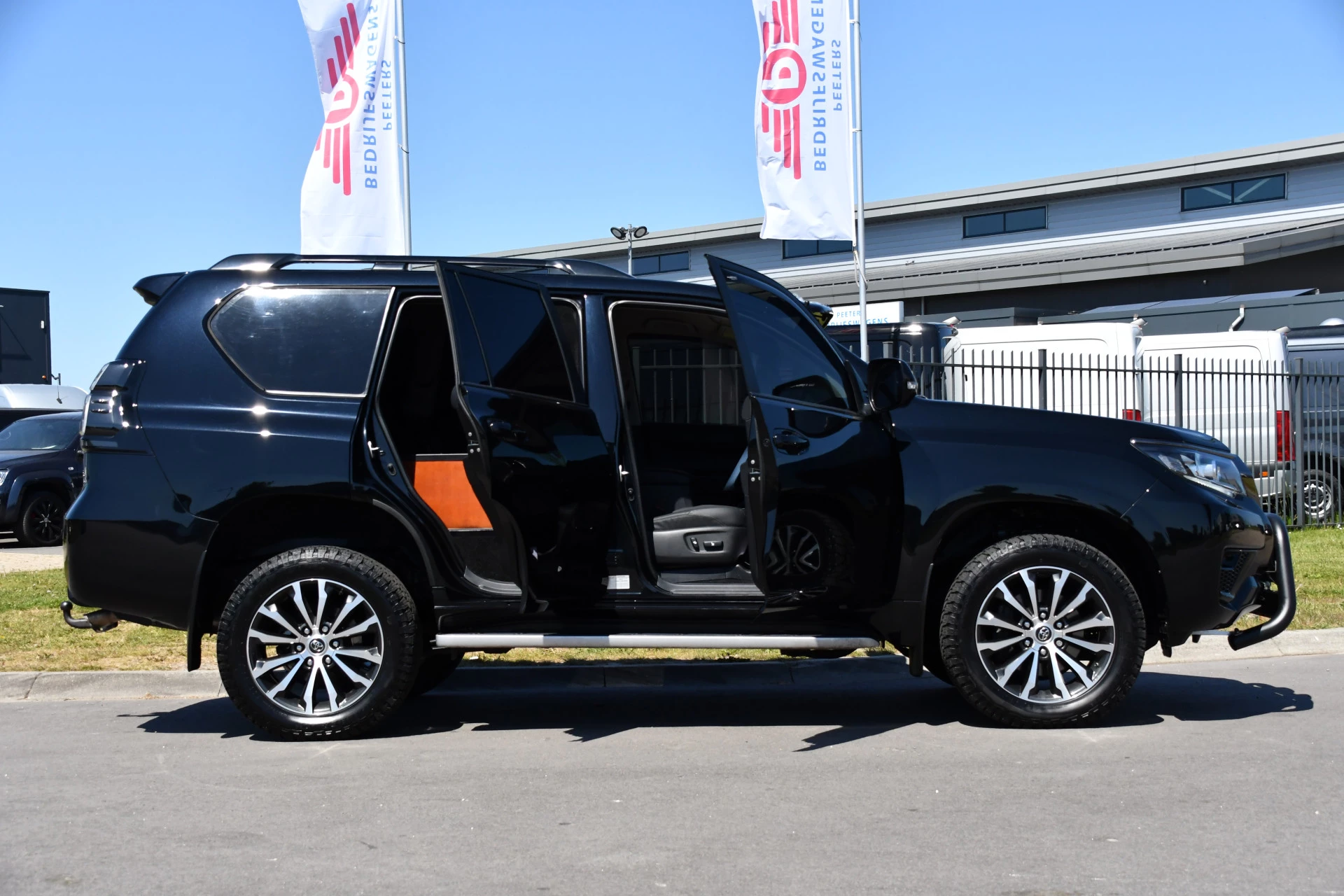 Hoofdafbeelding Toyota Land Cruiser