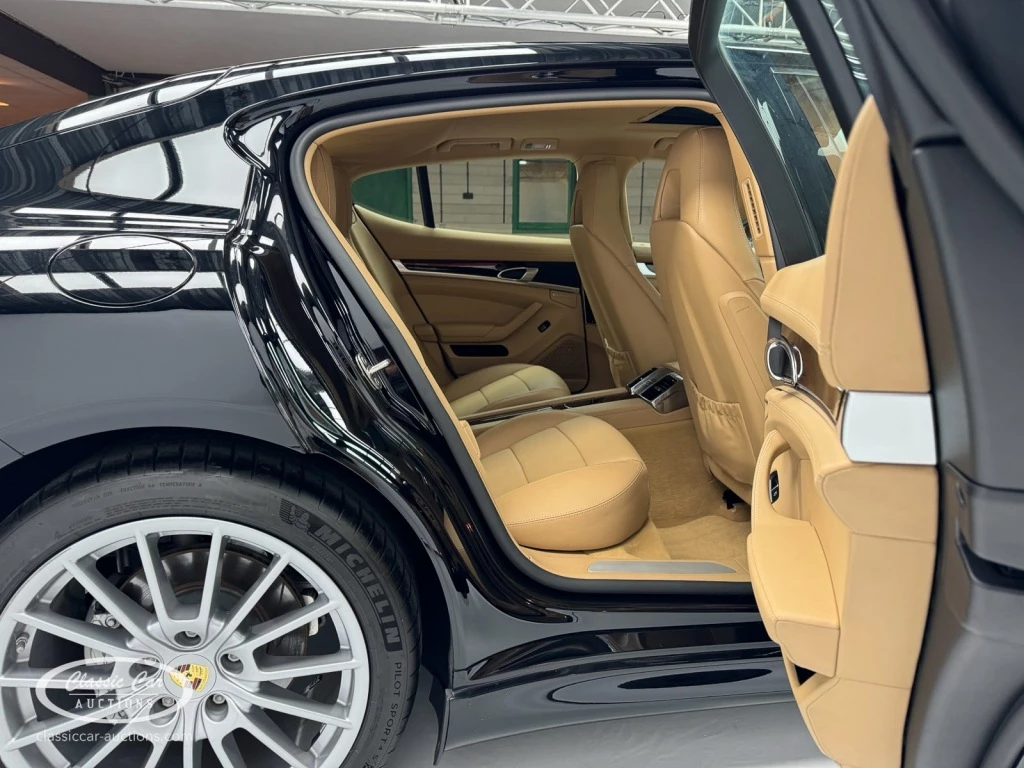 Hoofdafbeelding Porsche Panamera