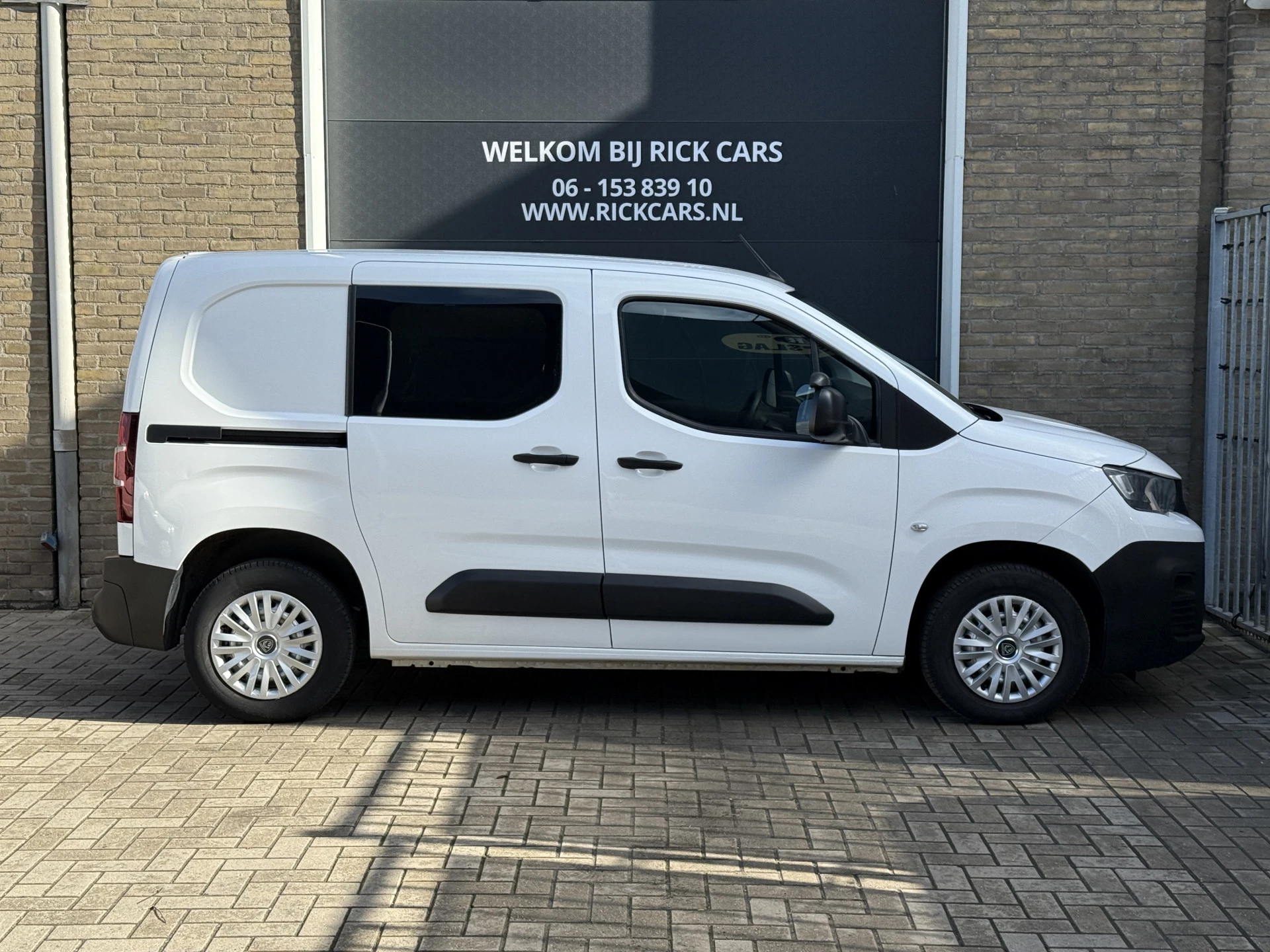 Hoofdafbeelding Peugeot Partner
