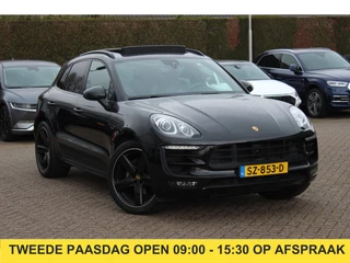 Porsche Macan 2.0 / NL Auto / Dealer onderhouden / Panoramadak / Camera / Luchtvering / Sportdesign+Chrono / 21'' / Adaptieve stoelen / CarPlay / Bose / DAB / Stoelverwarming / ACC