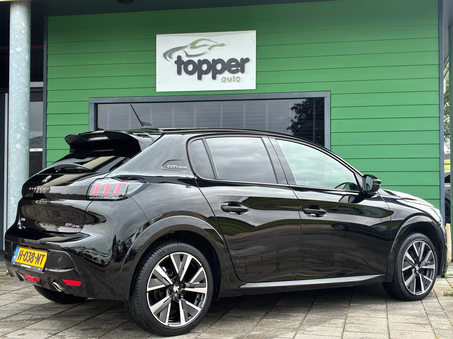 Hoofdafbeelding Peugeot 208