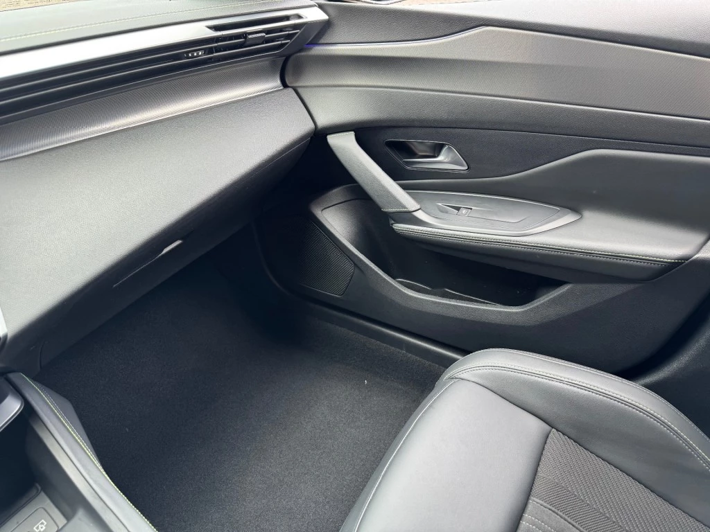 Hoofdafbeelding Peugeot 408