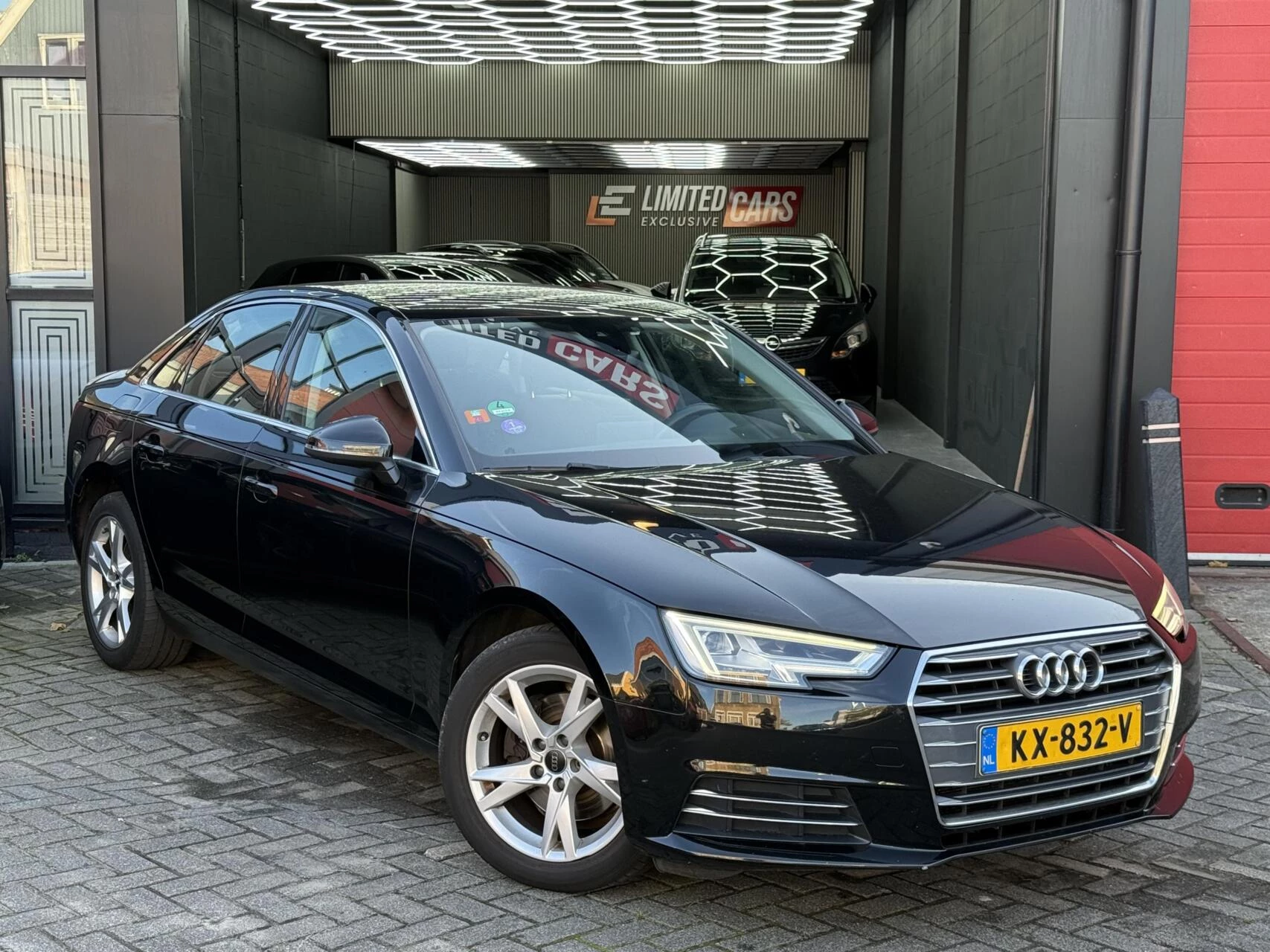 Hoofdafbeelding Audi A4