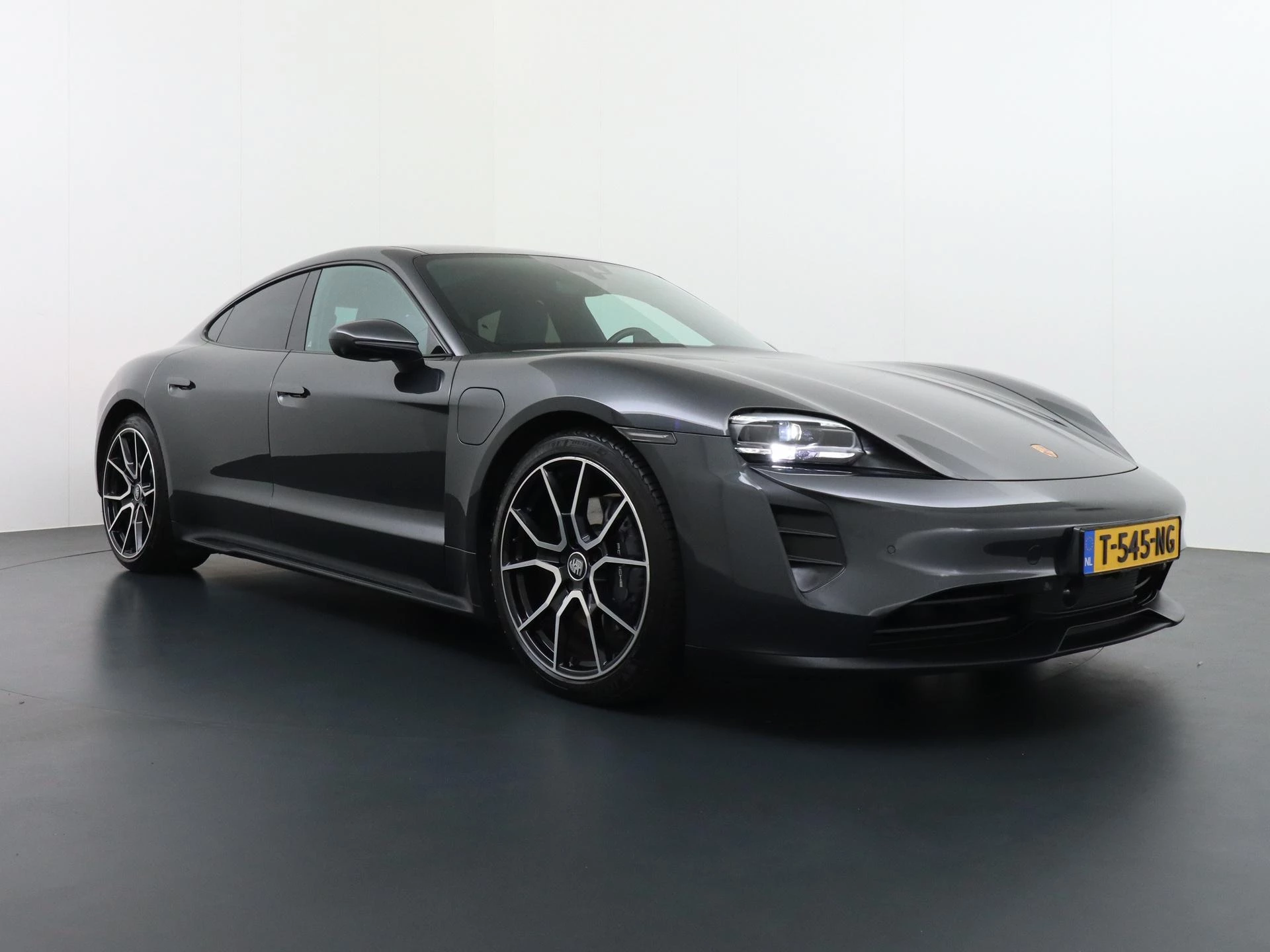 Hoofdafbeelding Porsche Taycan