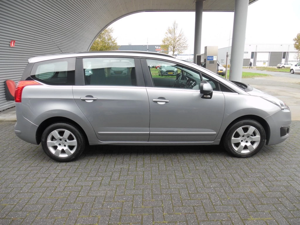 Hoofdafbeelding Peugeot 5008