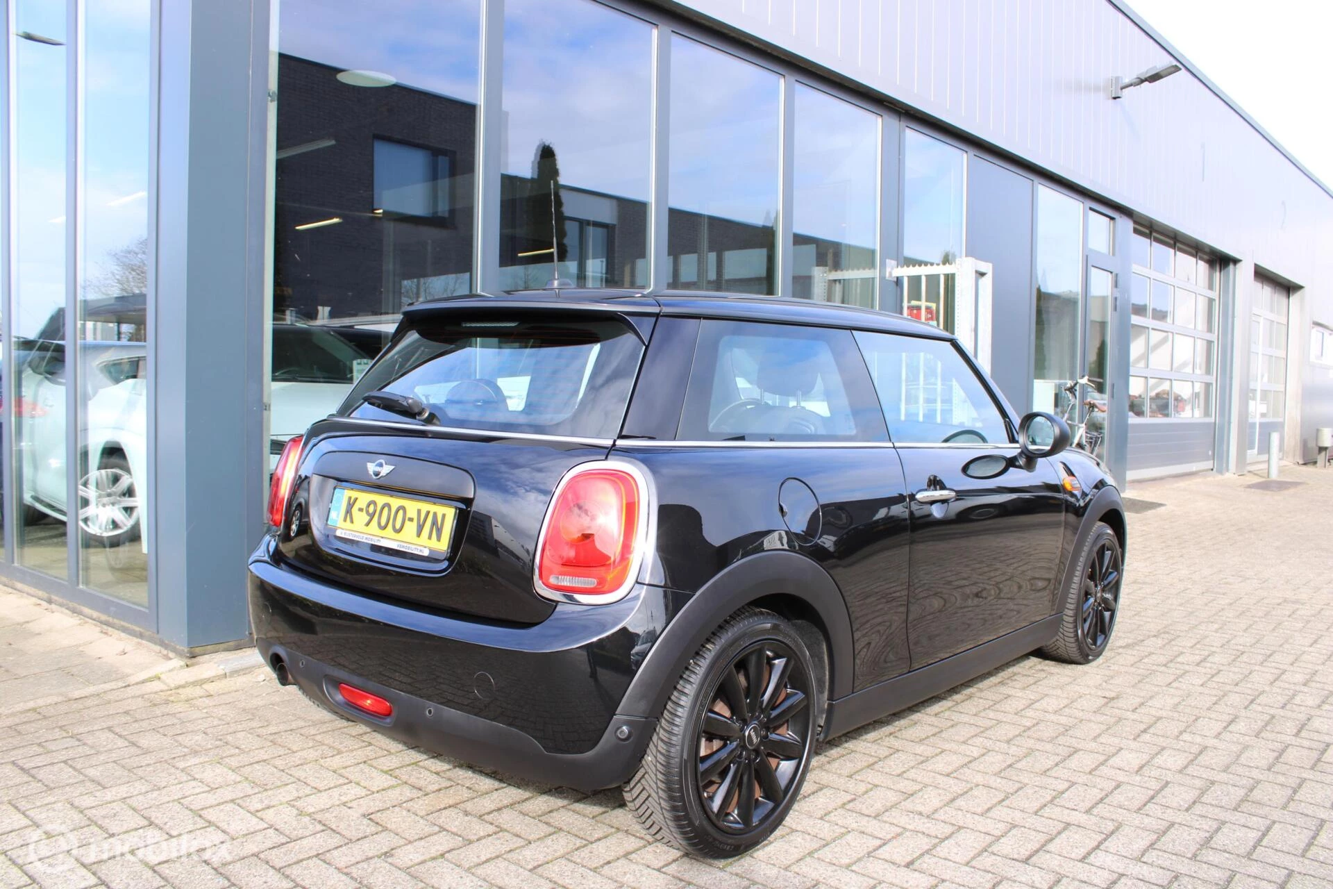 Hoofdafbeelding MINI One