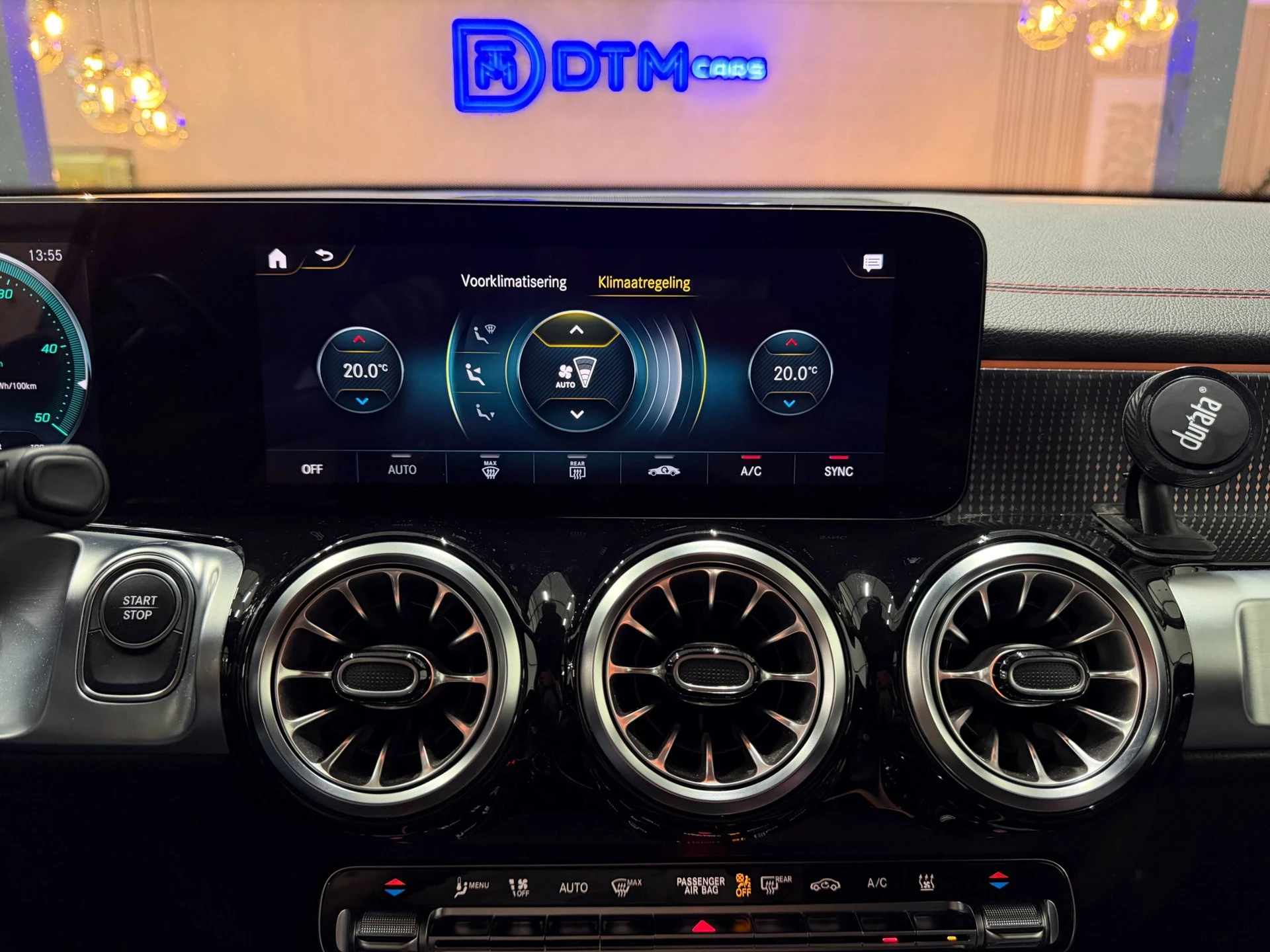 Hoofdafbeelding Mercedes-Benz EQB