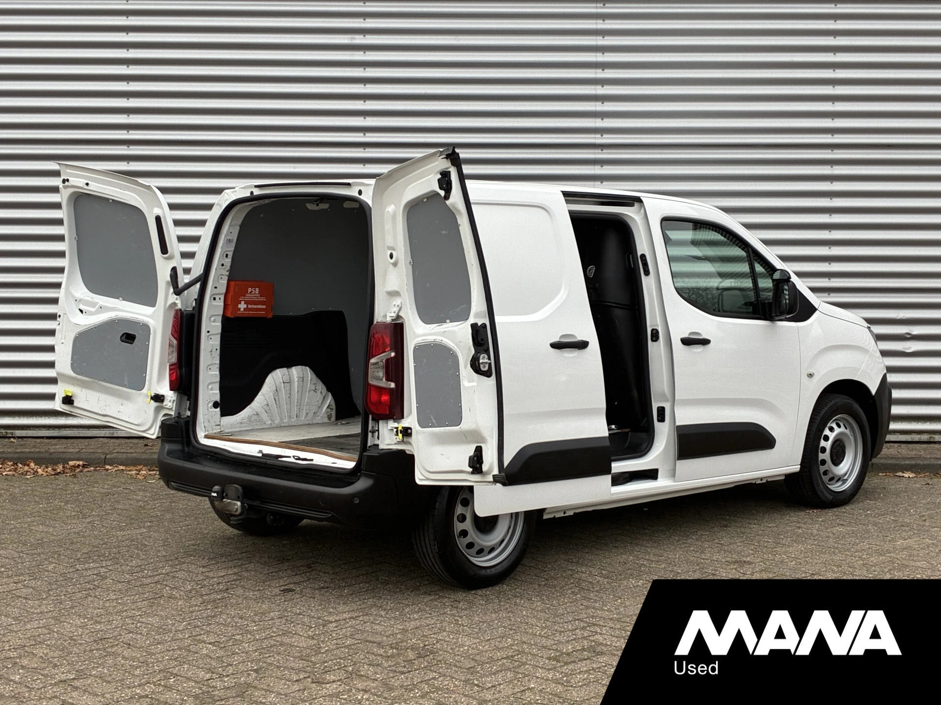 Hoofdafbeelding Peugeot Partner