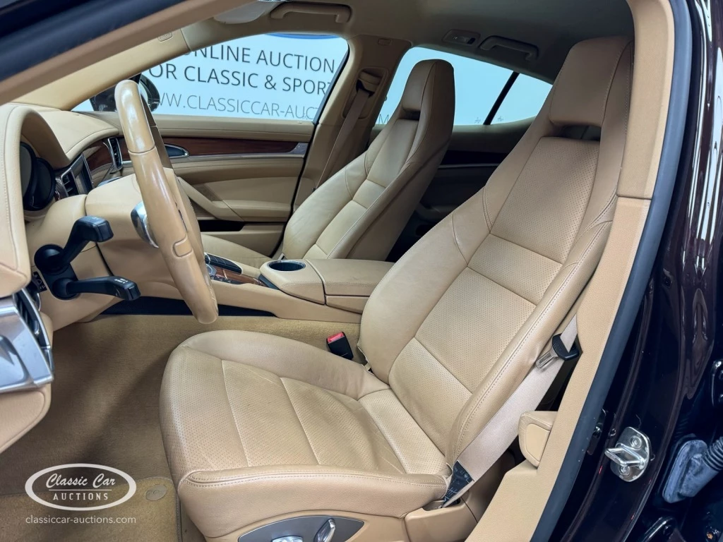 Hoofdafbeelding Porsche Panamera