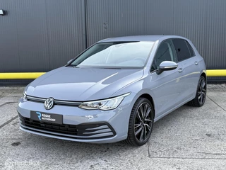 Volkswagen Golf 1.5 eTSI Style Nardo Grijs | Automaat | ACC