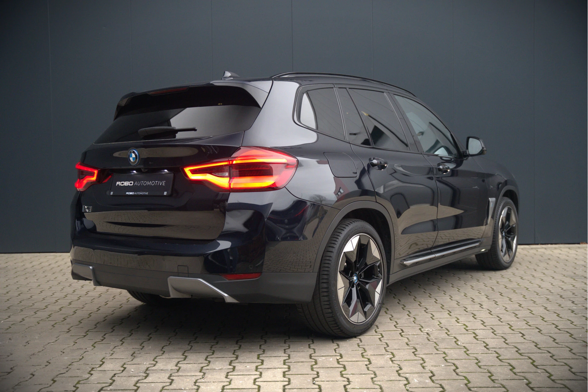 Hoofdafbeelding BMW iX3