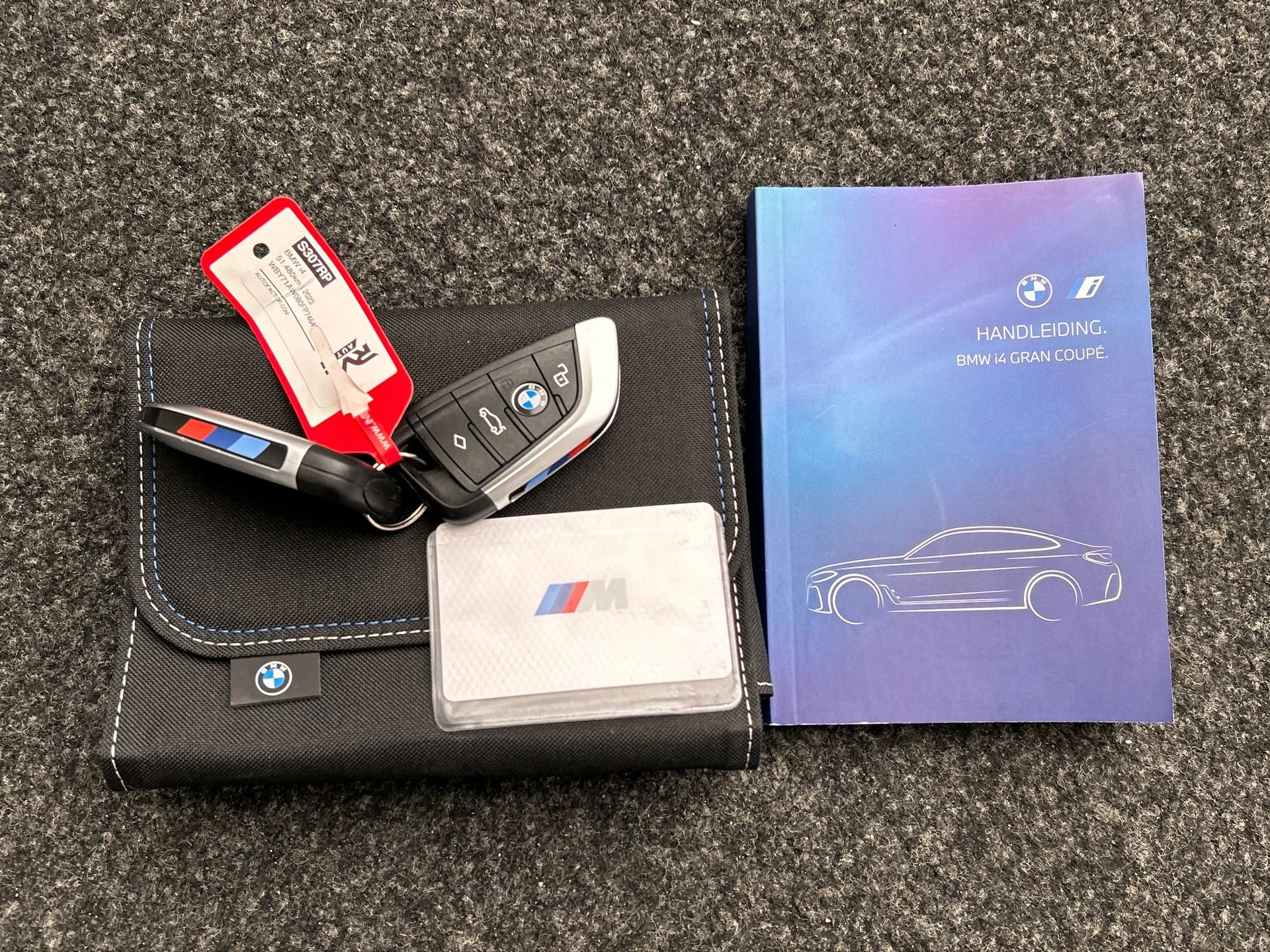 Hoofdafbeelding BMW i4