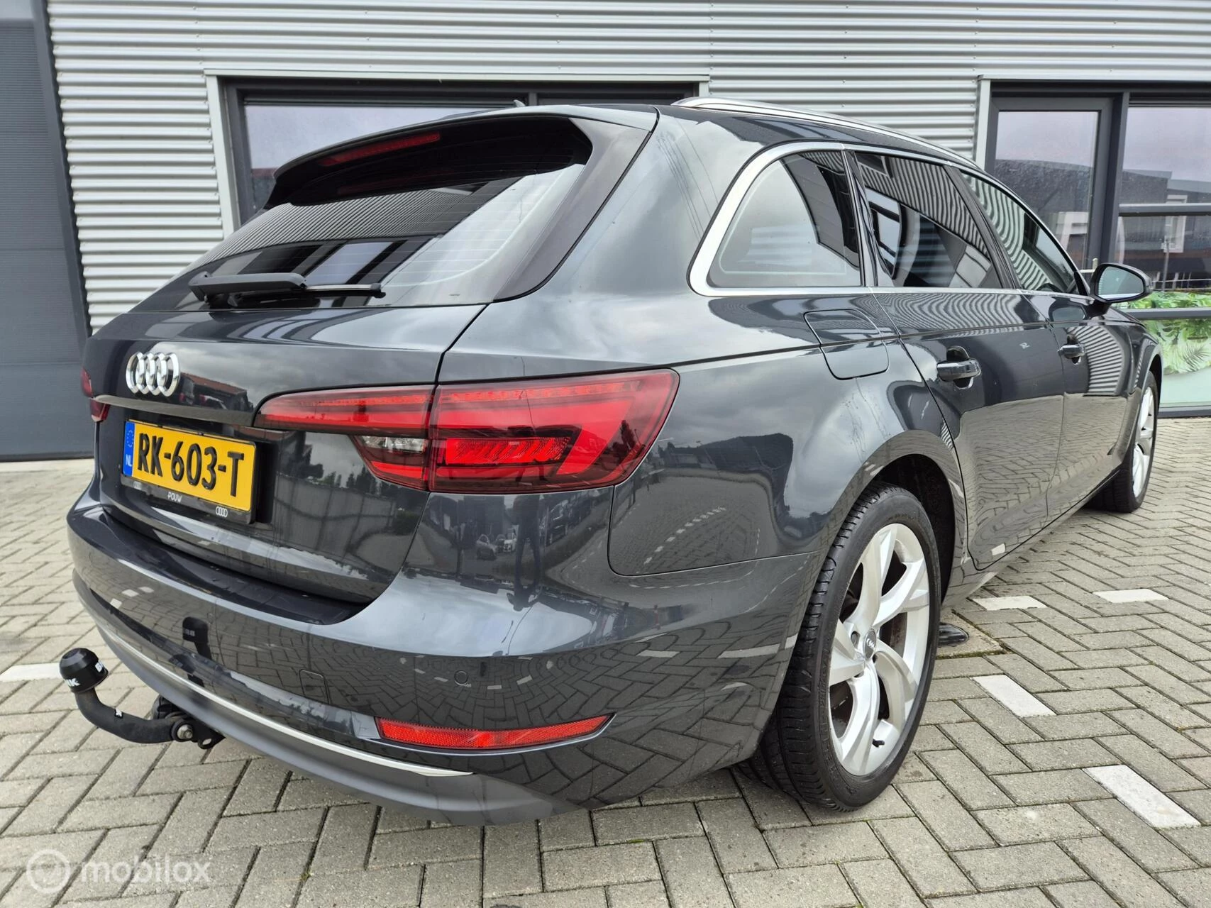 Hoofdafbeelding Audi A4